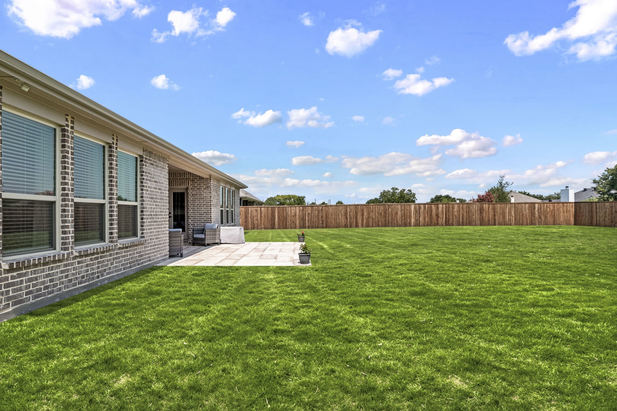 411 Heritage Hill Drive