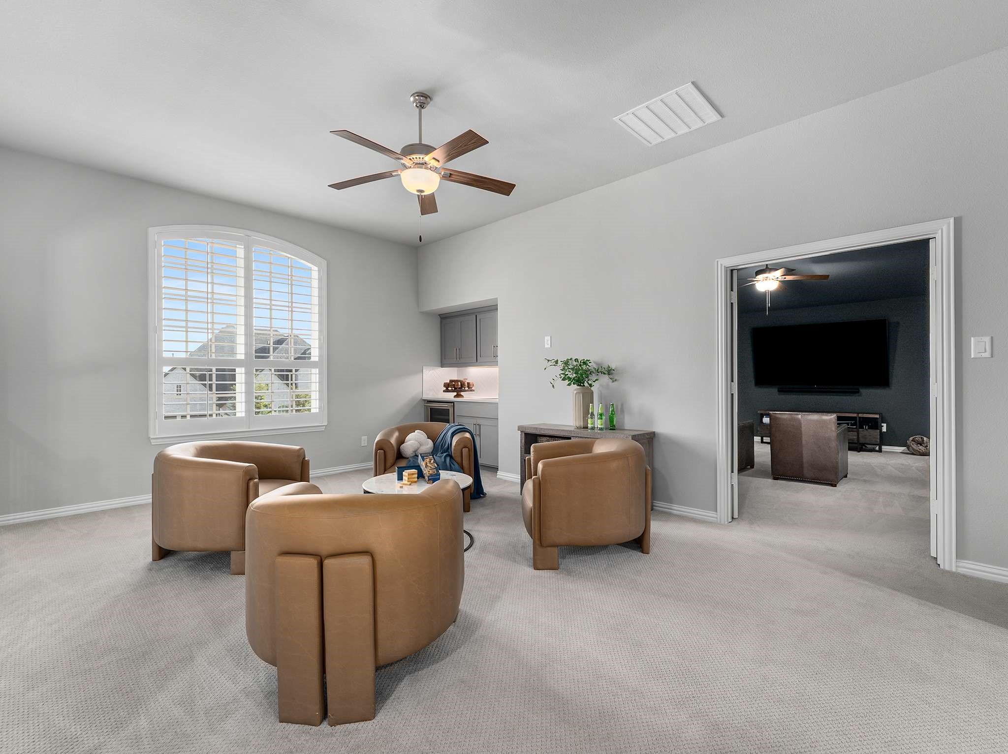 2201 Longmont Lane