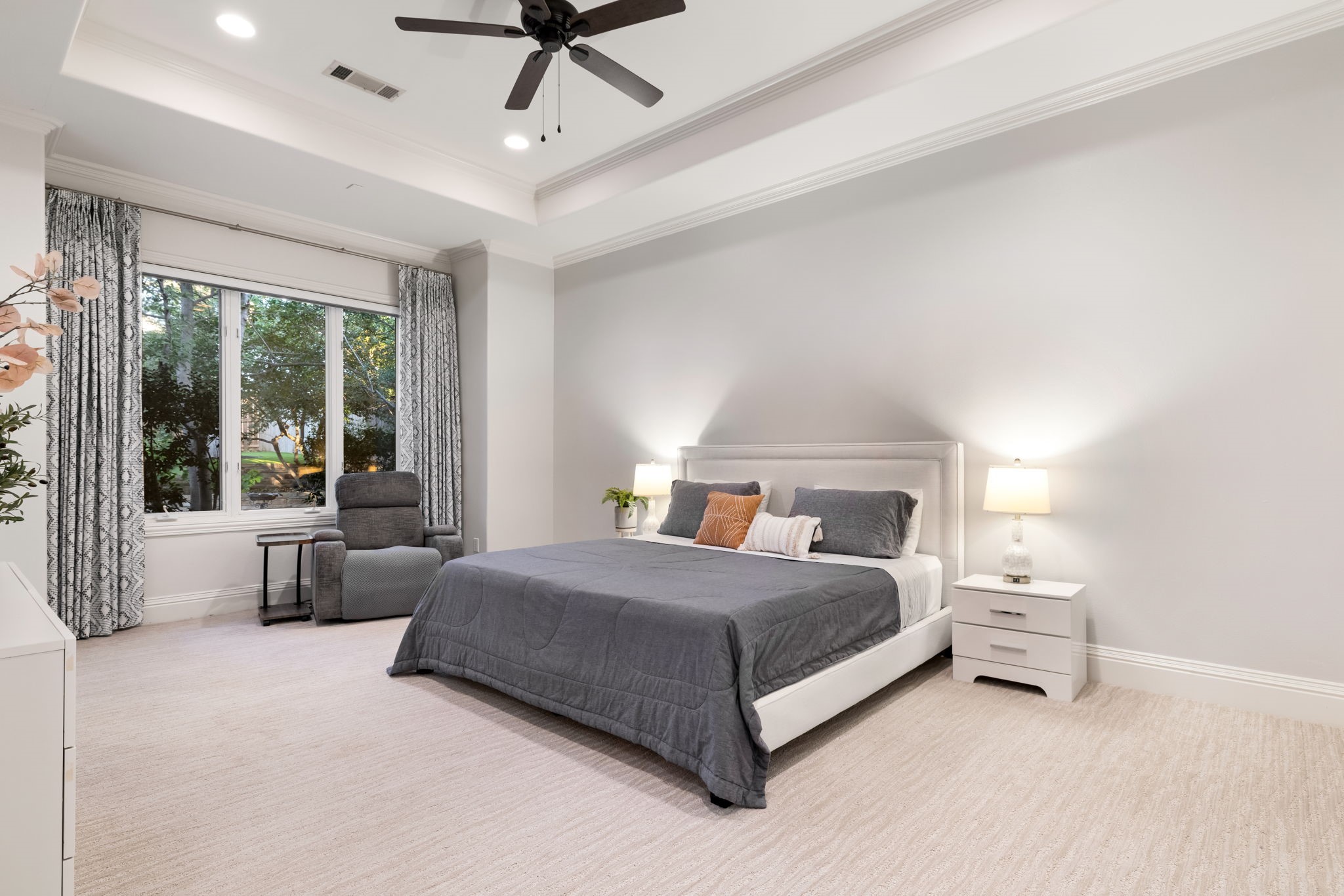 1227 Strathmore Drive