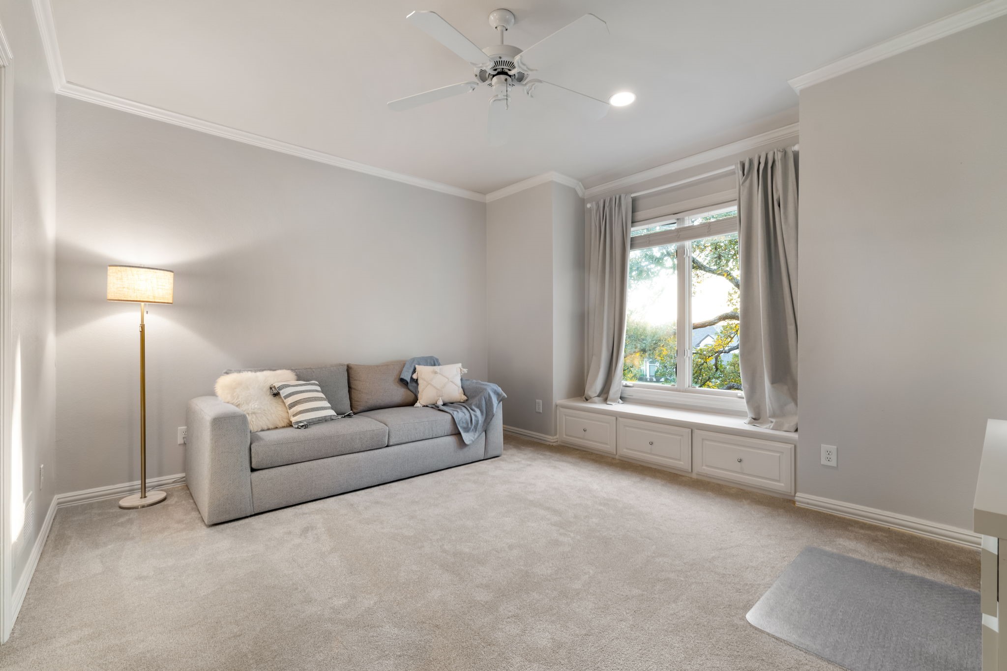 1227 Strathmore Drive