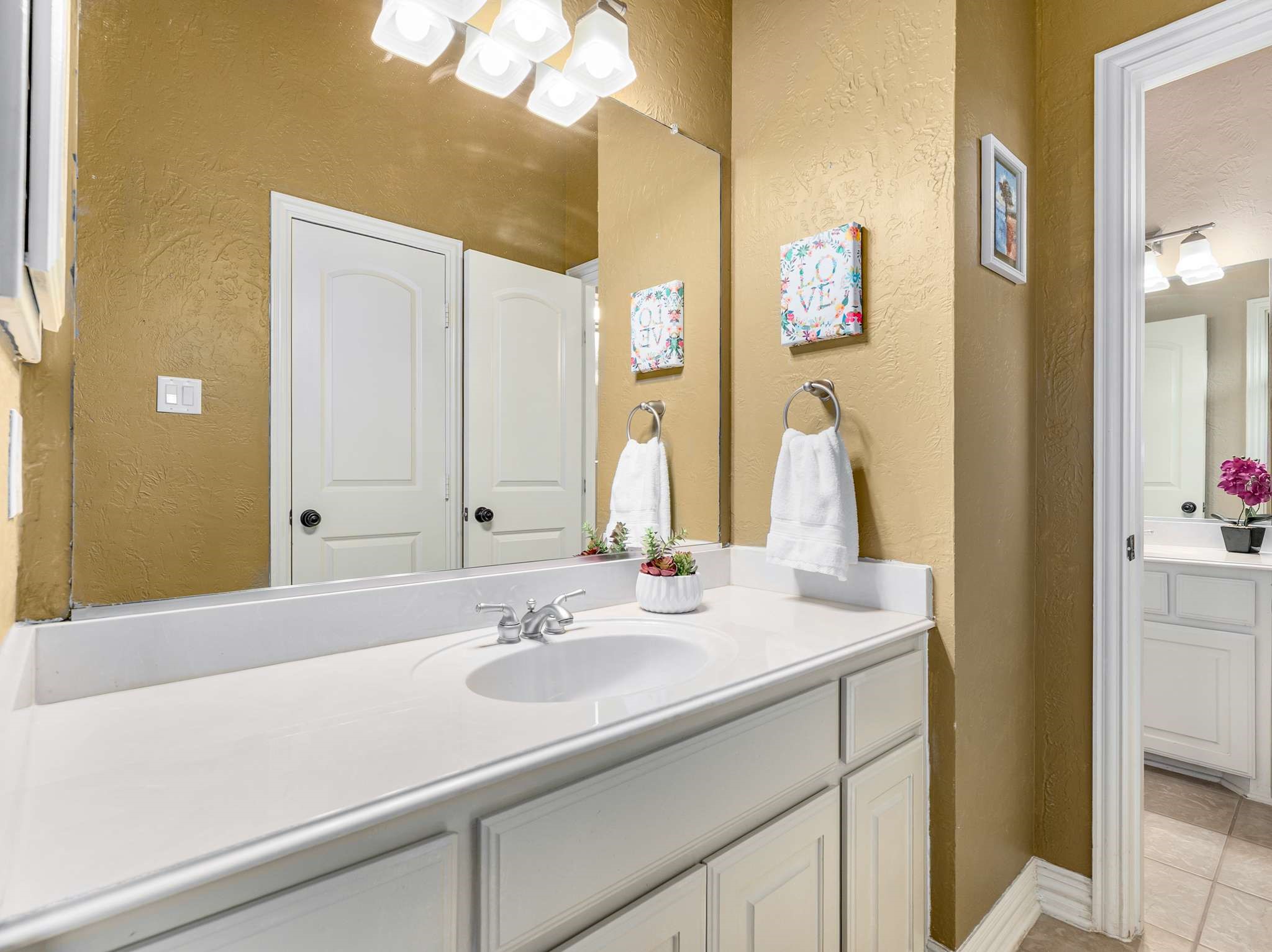 13195 Thornton Drive