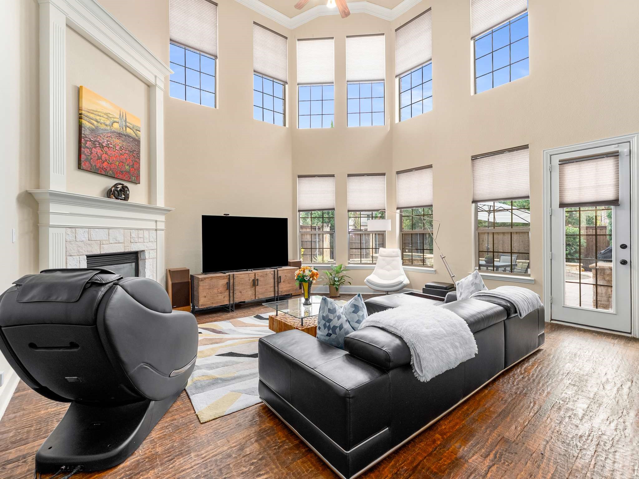 13195 Thornton Drive