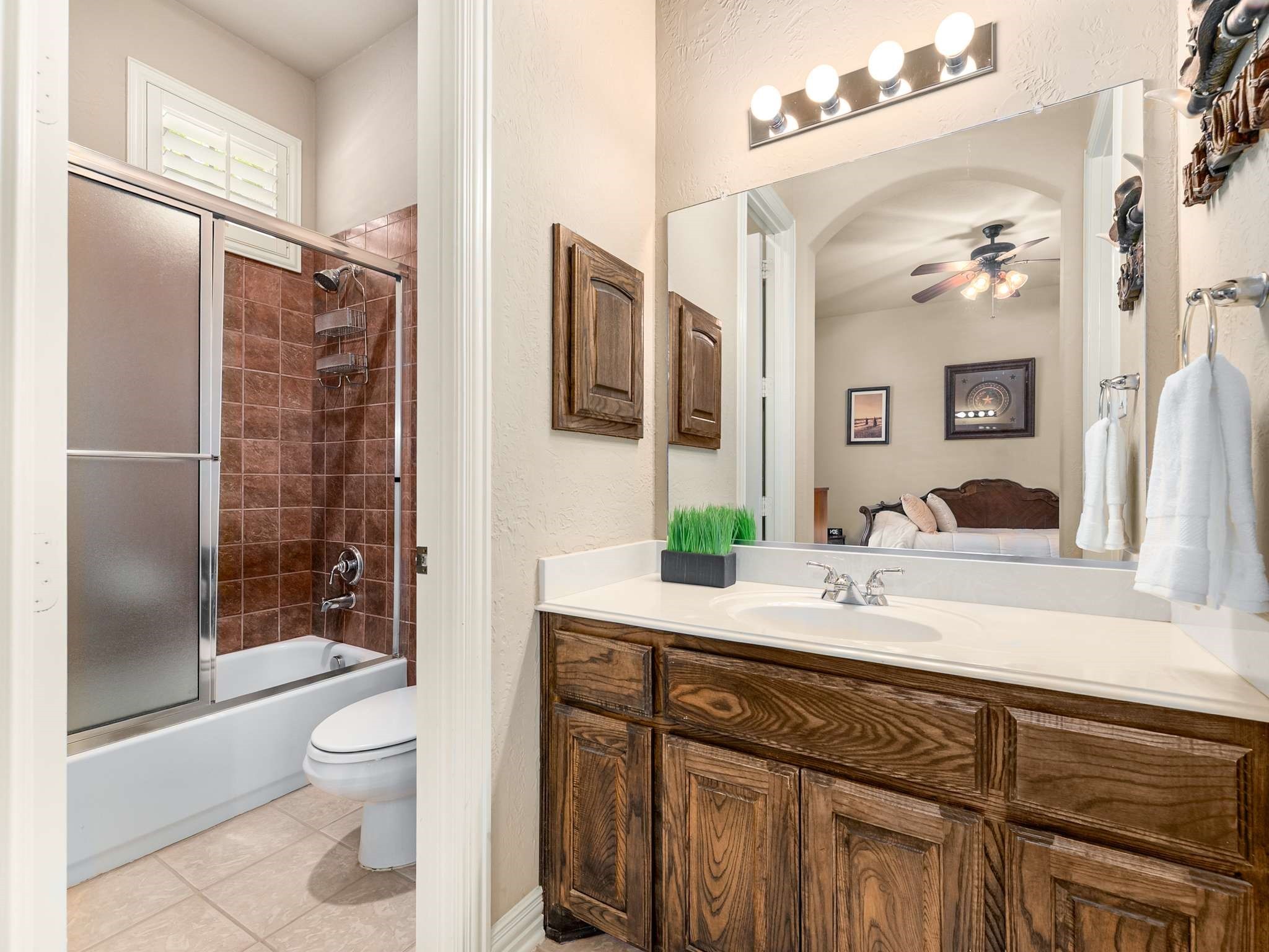 13195 Thornton Drive