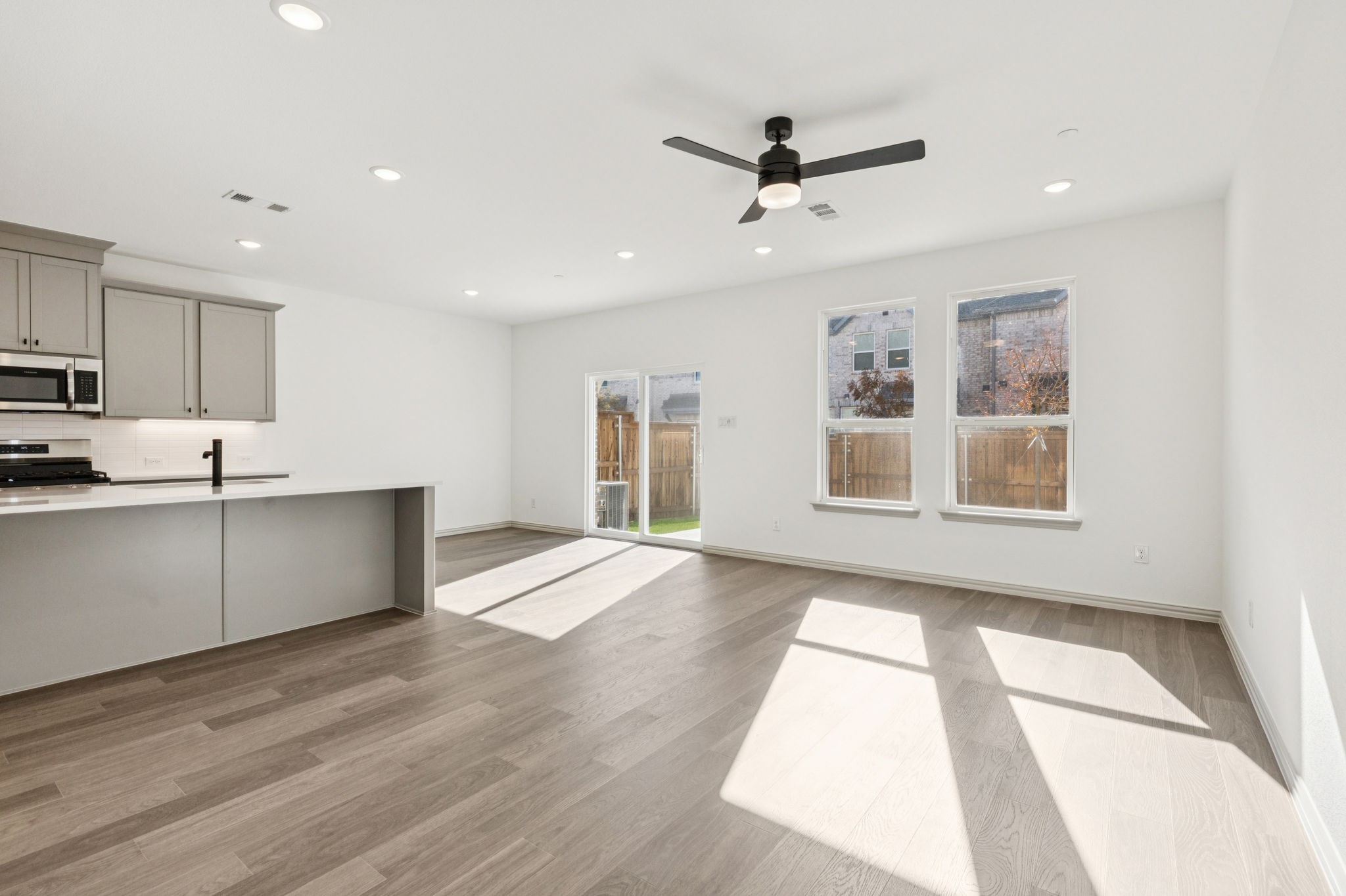 1379 Hill Country Place