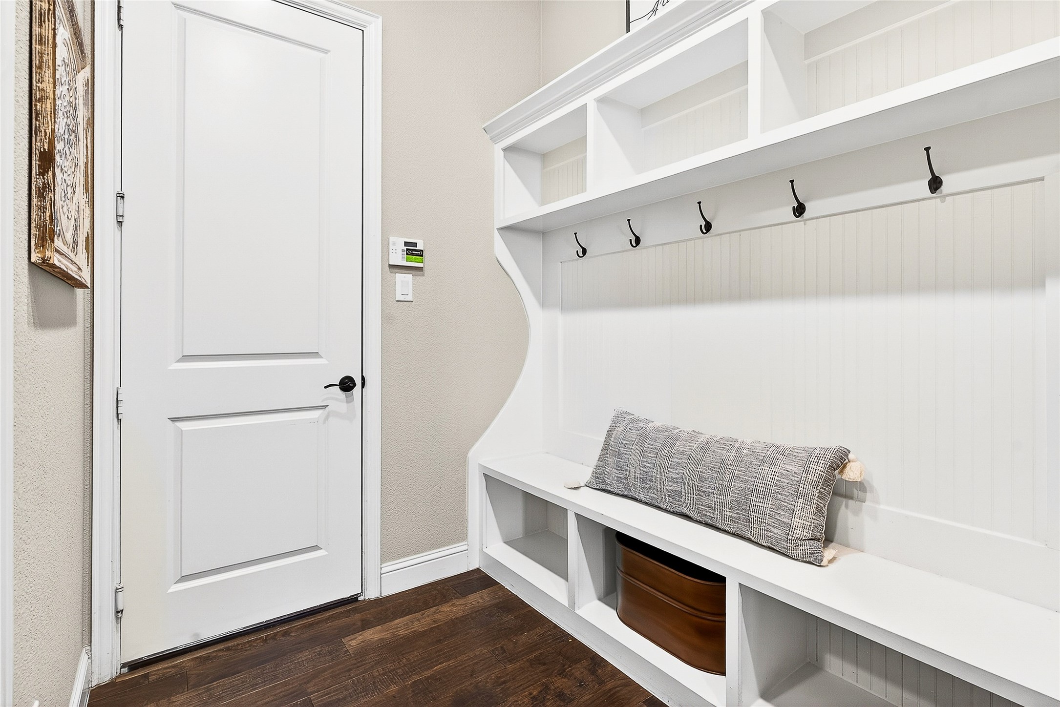 1611 Chisholm Trail