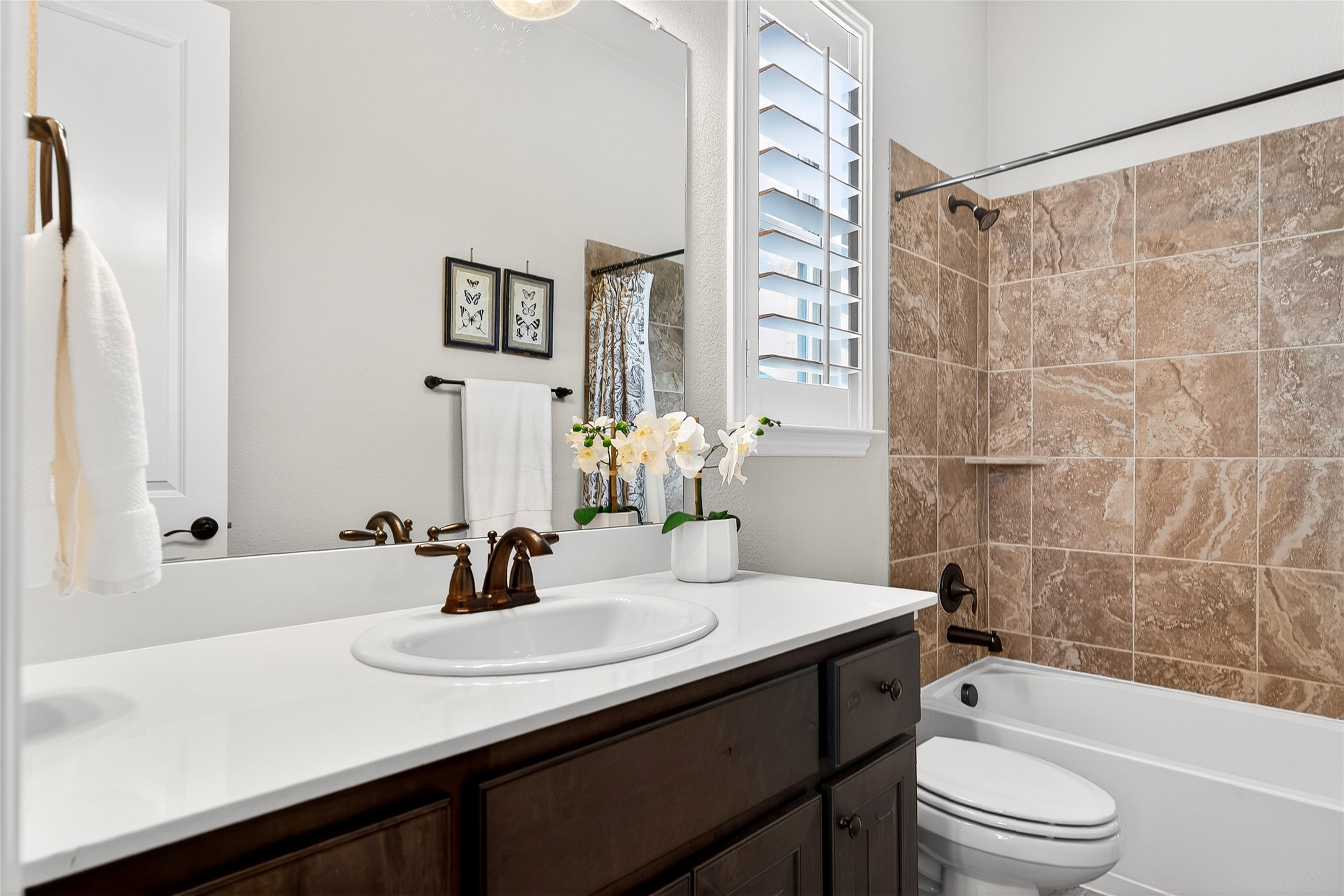 1611 Chisholm Trail