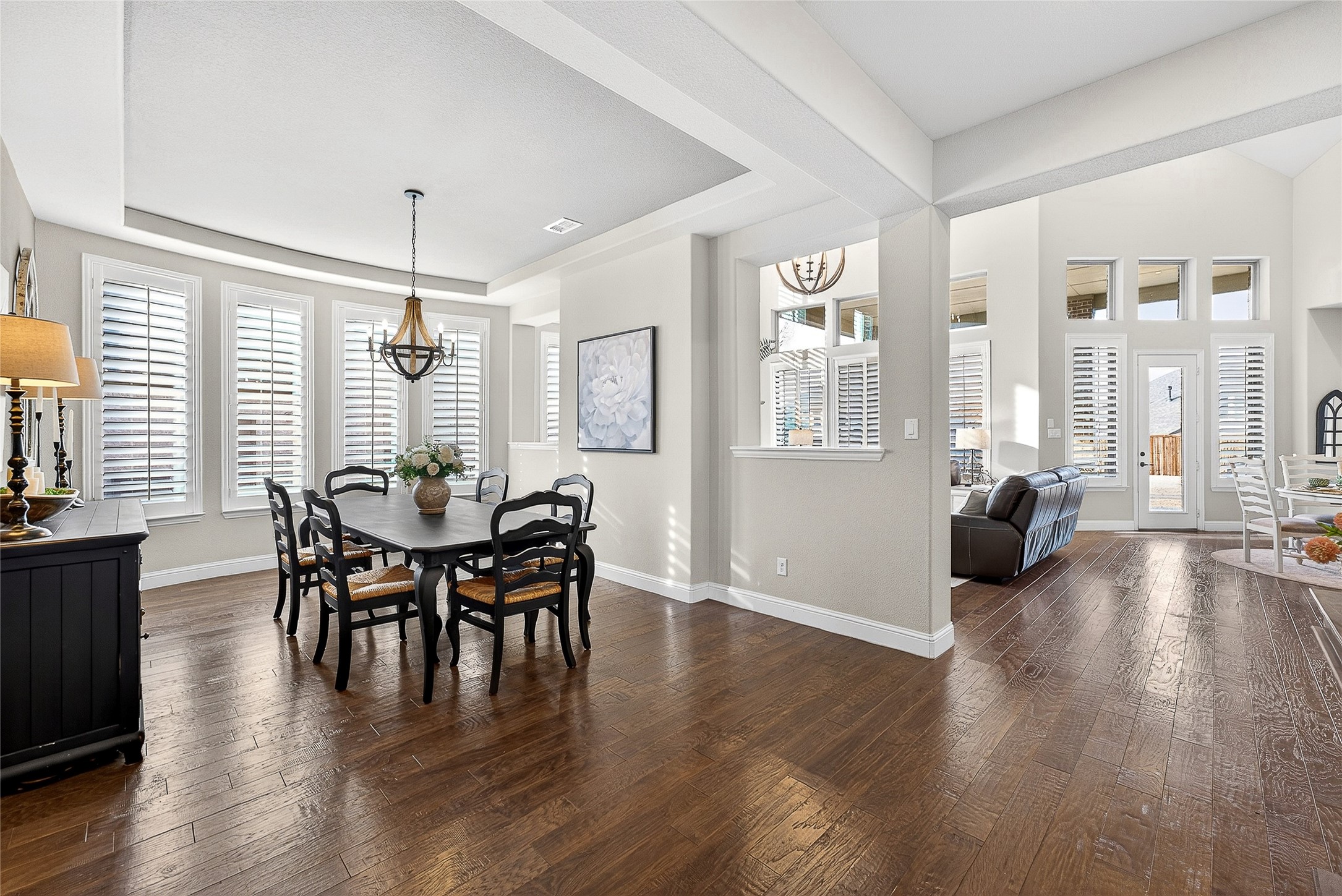1611 Chisholm Trail