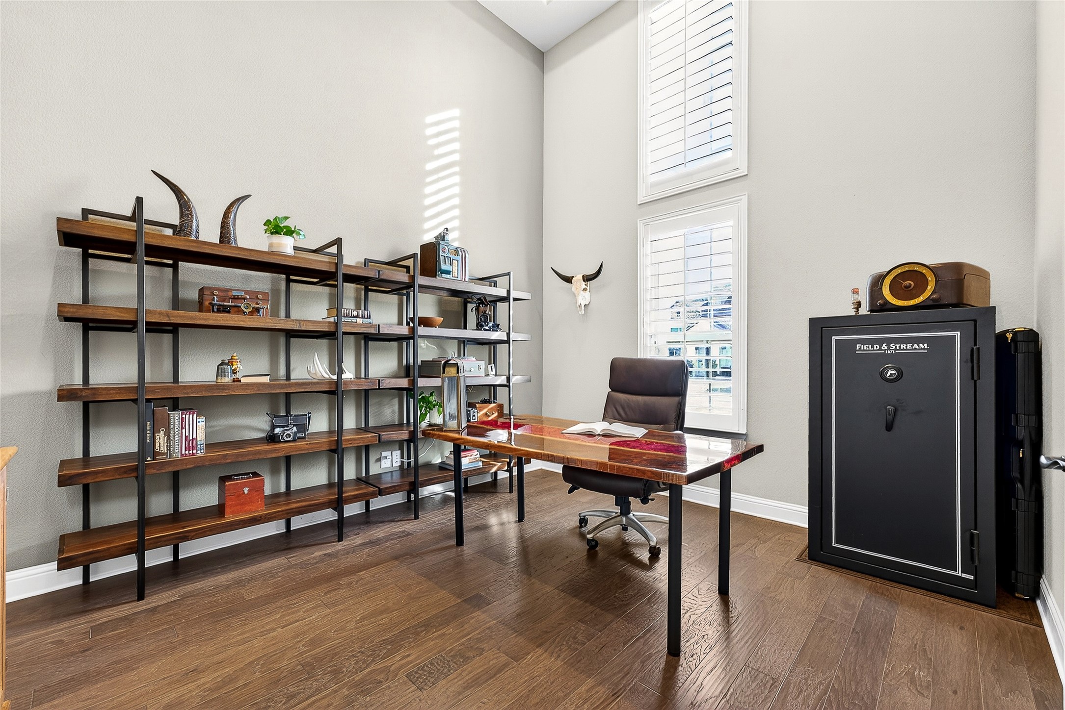 1611 Chisholm Trail