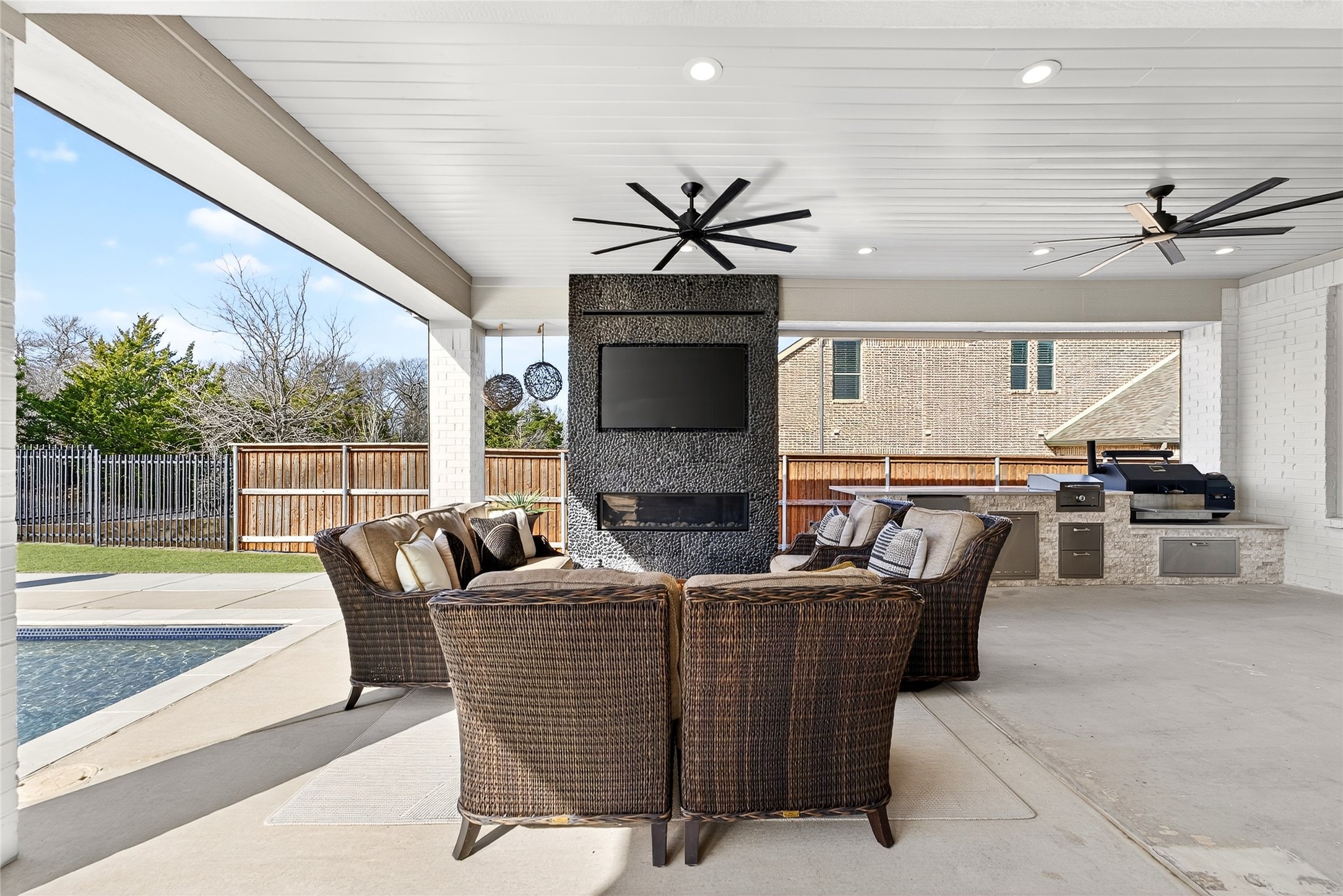 3390 Briarcliff Drive