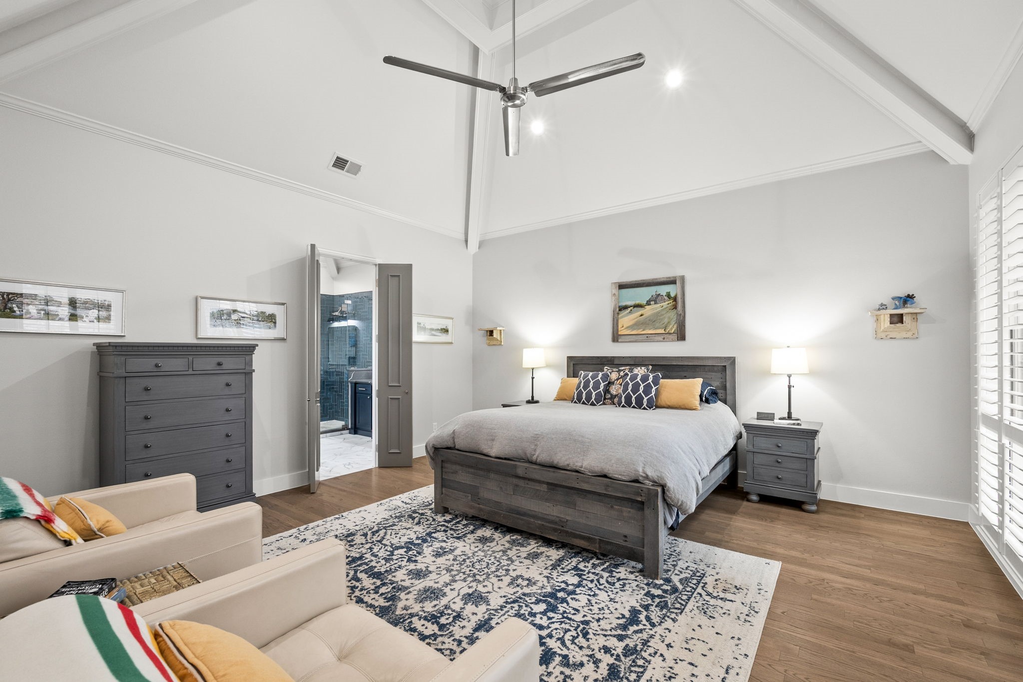 3205 Saint Georges Drive