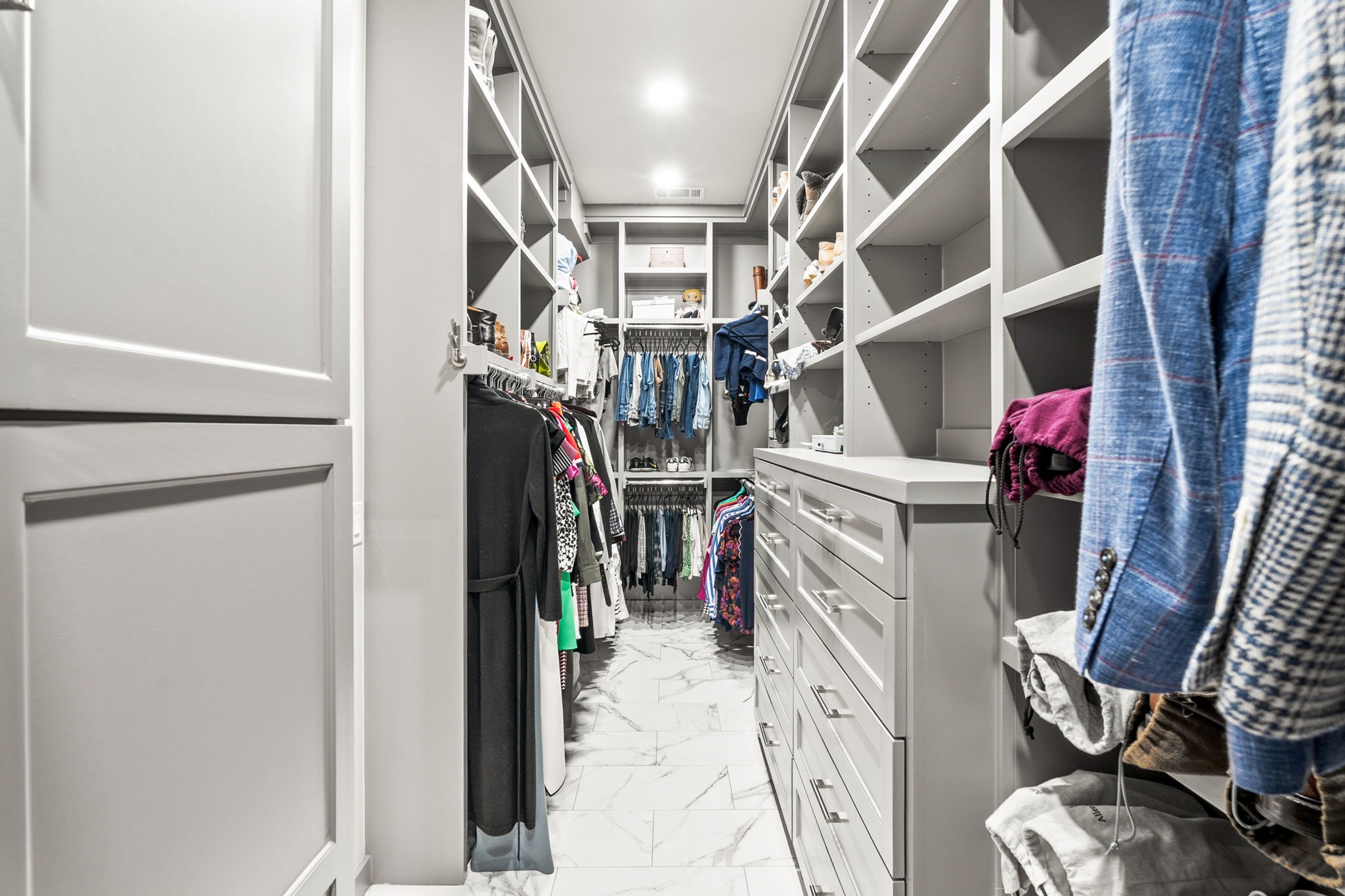 3205 Saint Georges Drive