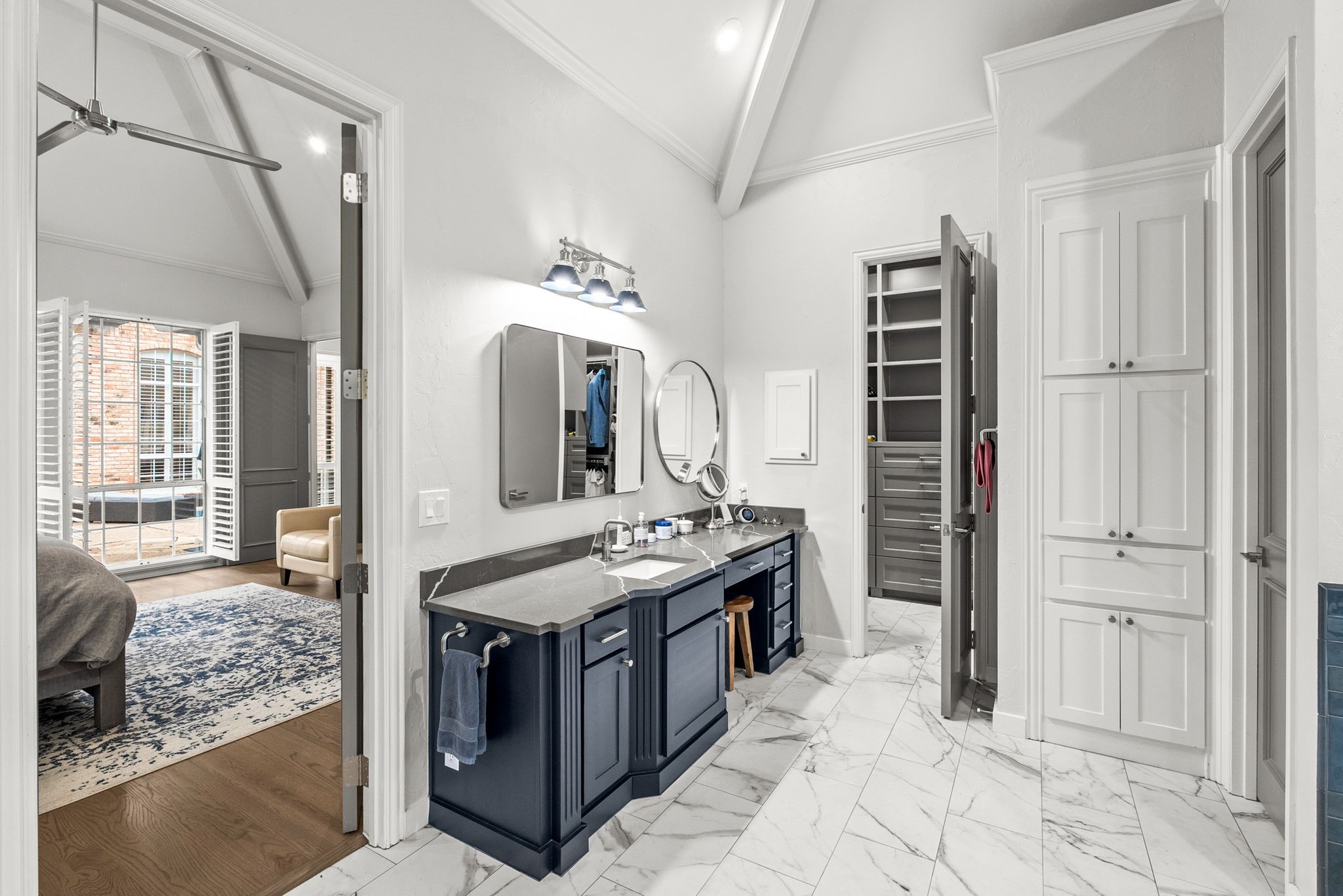 3205 Saint Georges Drive