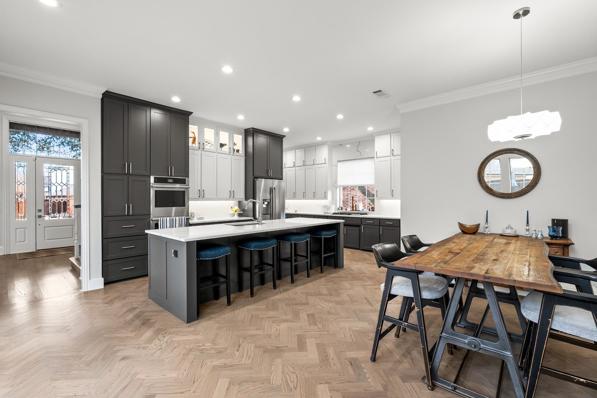 3205 Saint Georges Drive