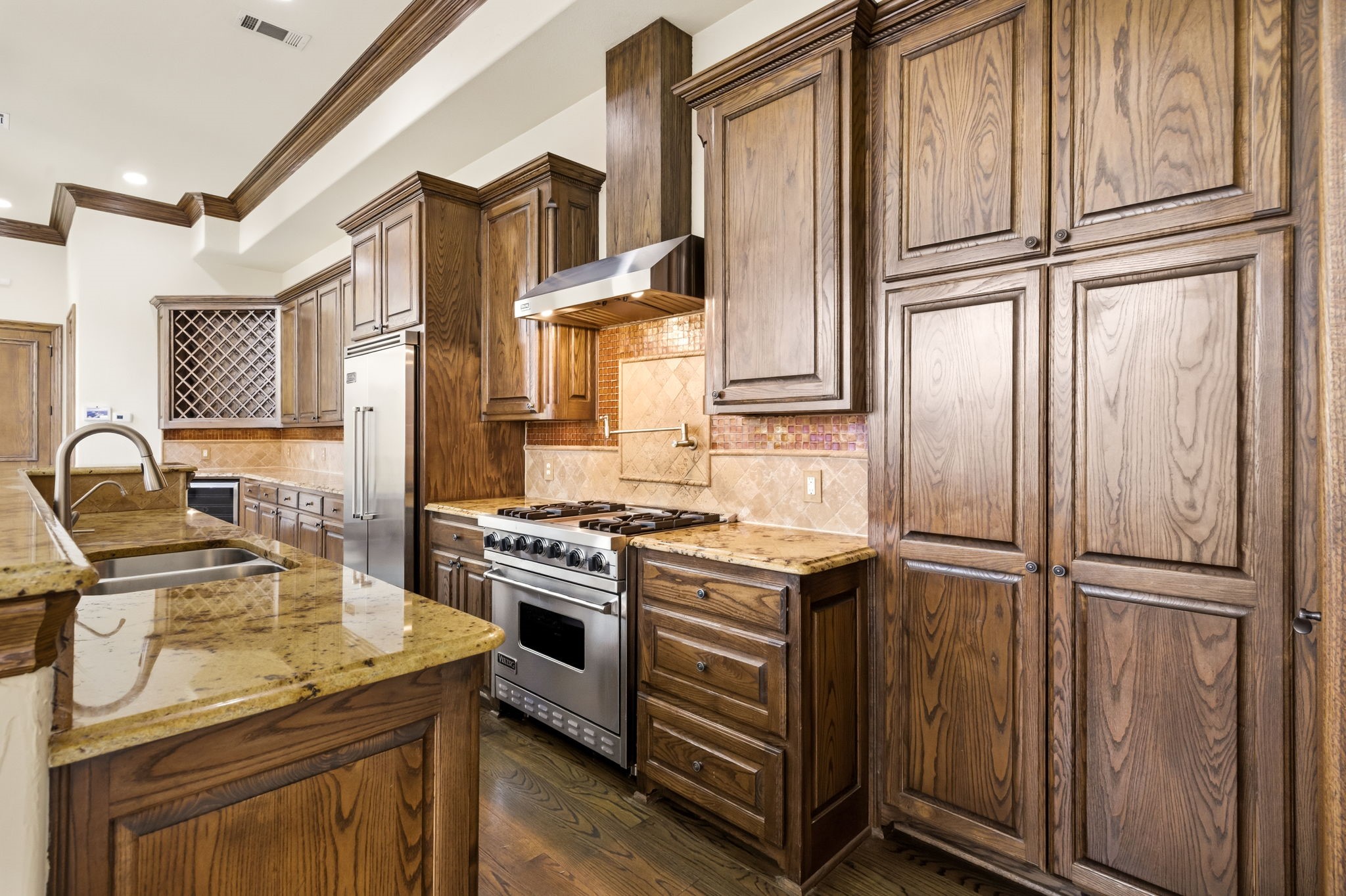 4138 Prescott Avenue