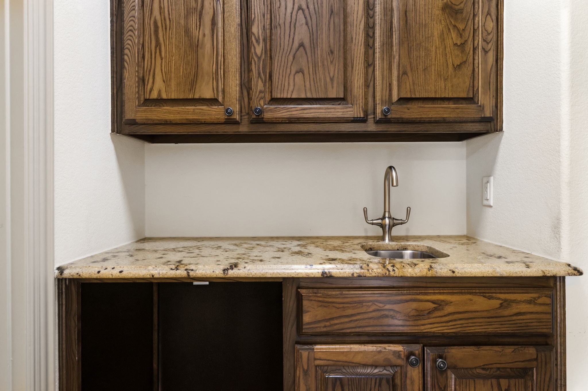 4138 Prescott Avenue