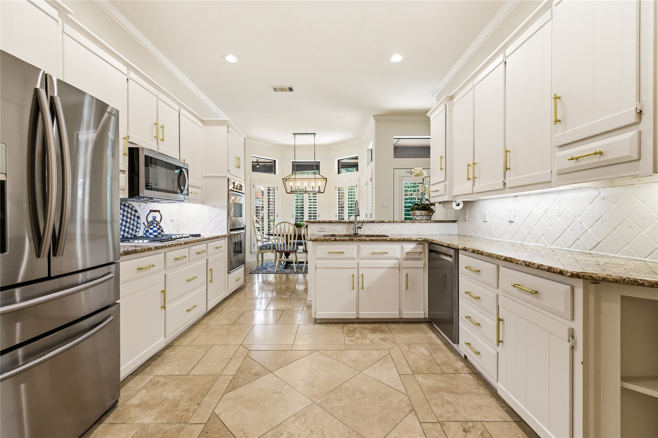 1207 Shady Oaks Circle