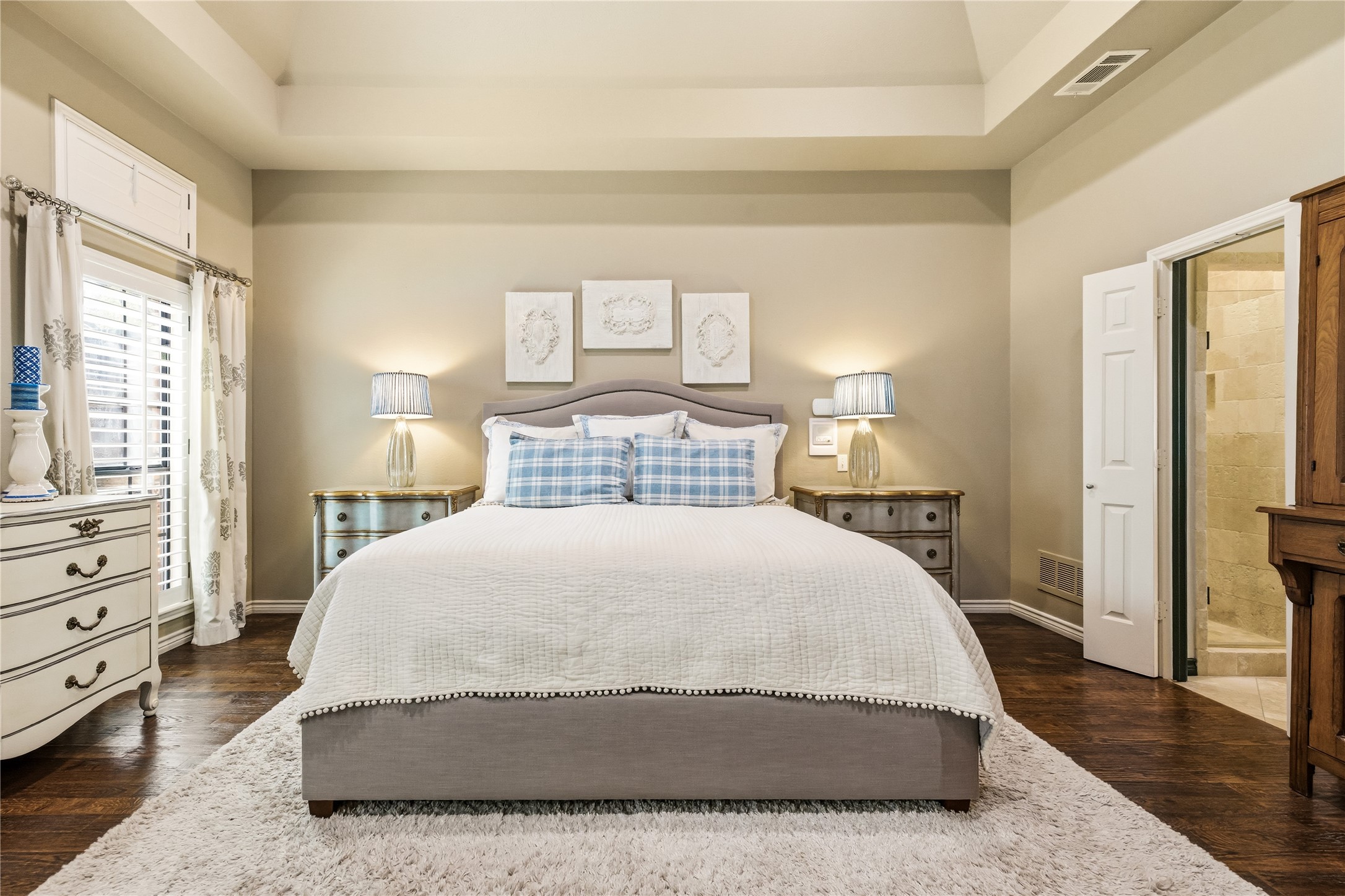 1207 Shady Oaks Circle