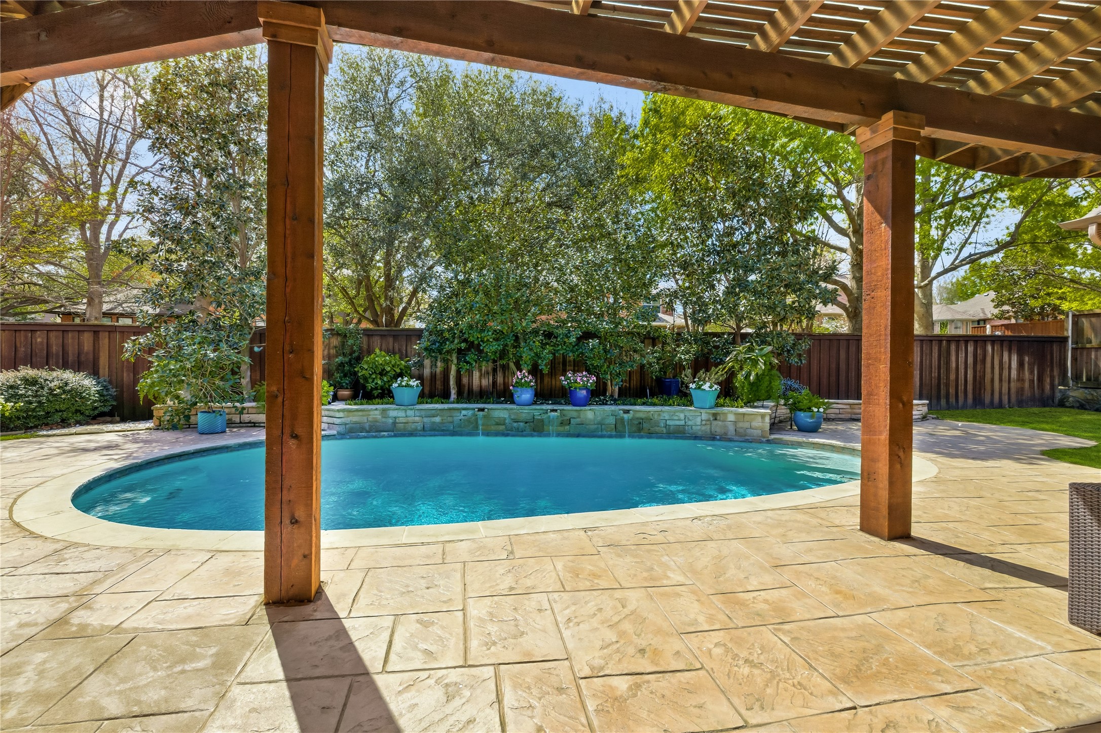 1207 Shady Oaks Circle