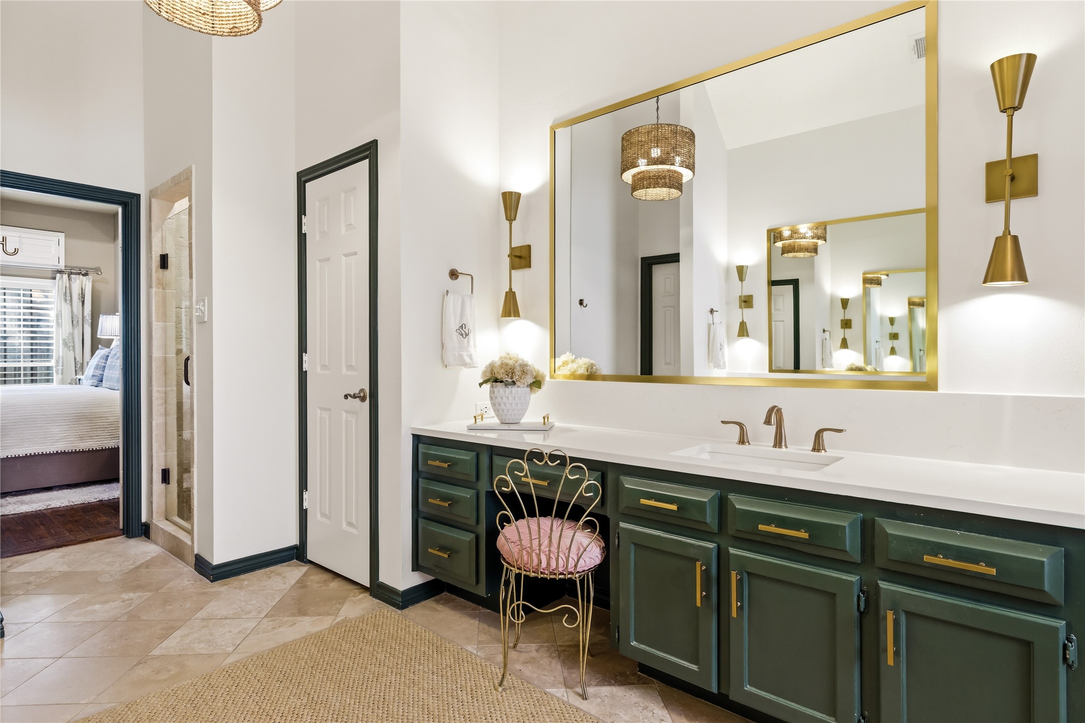 1207 Shady Oaks Circle