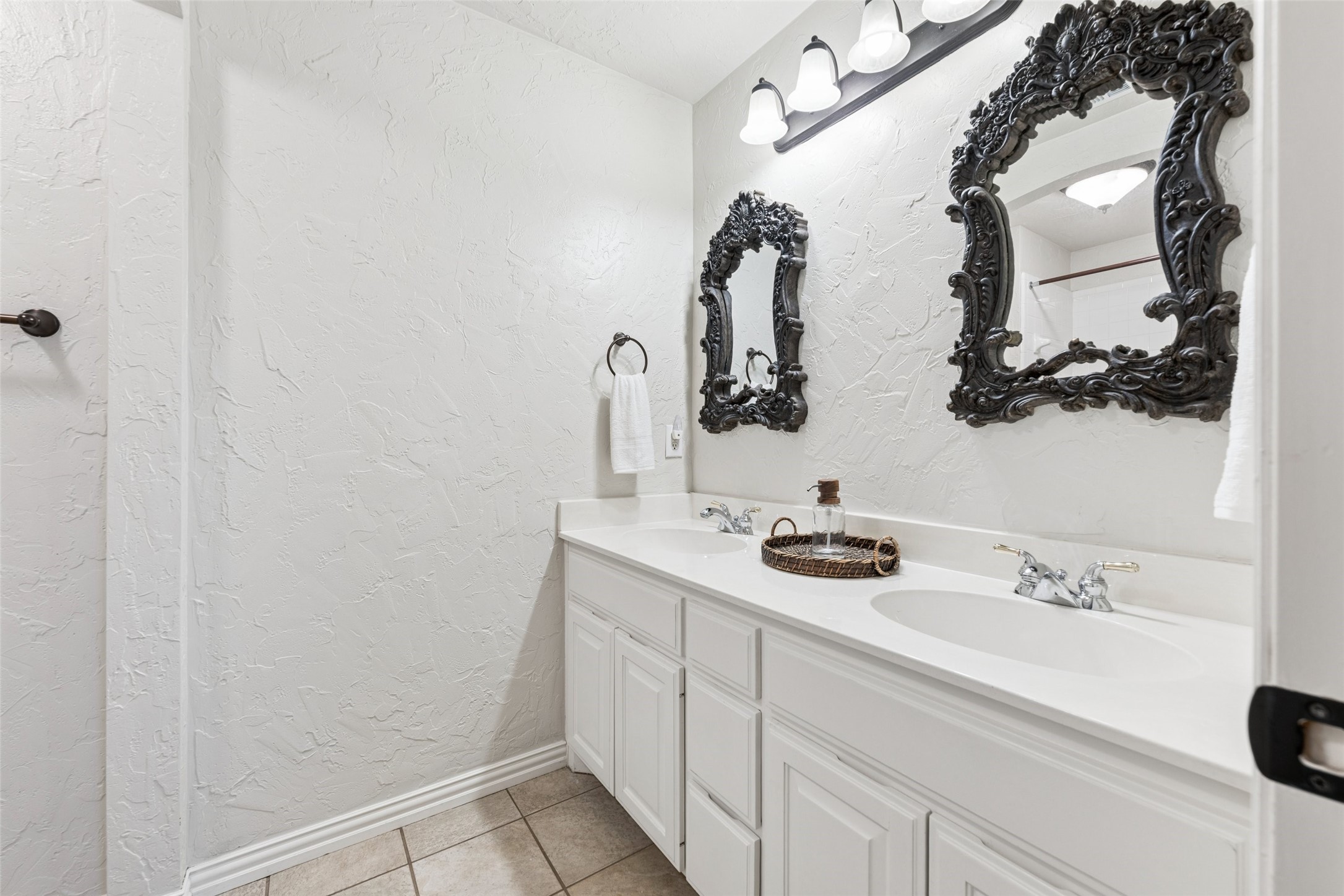 2101 Fleming Drive