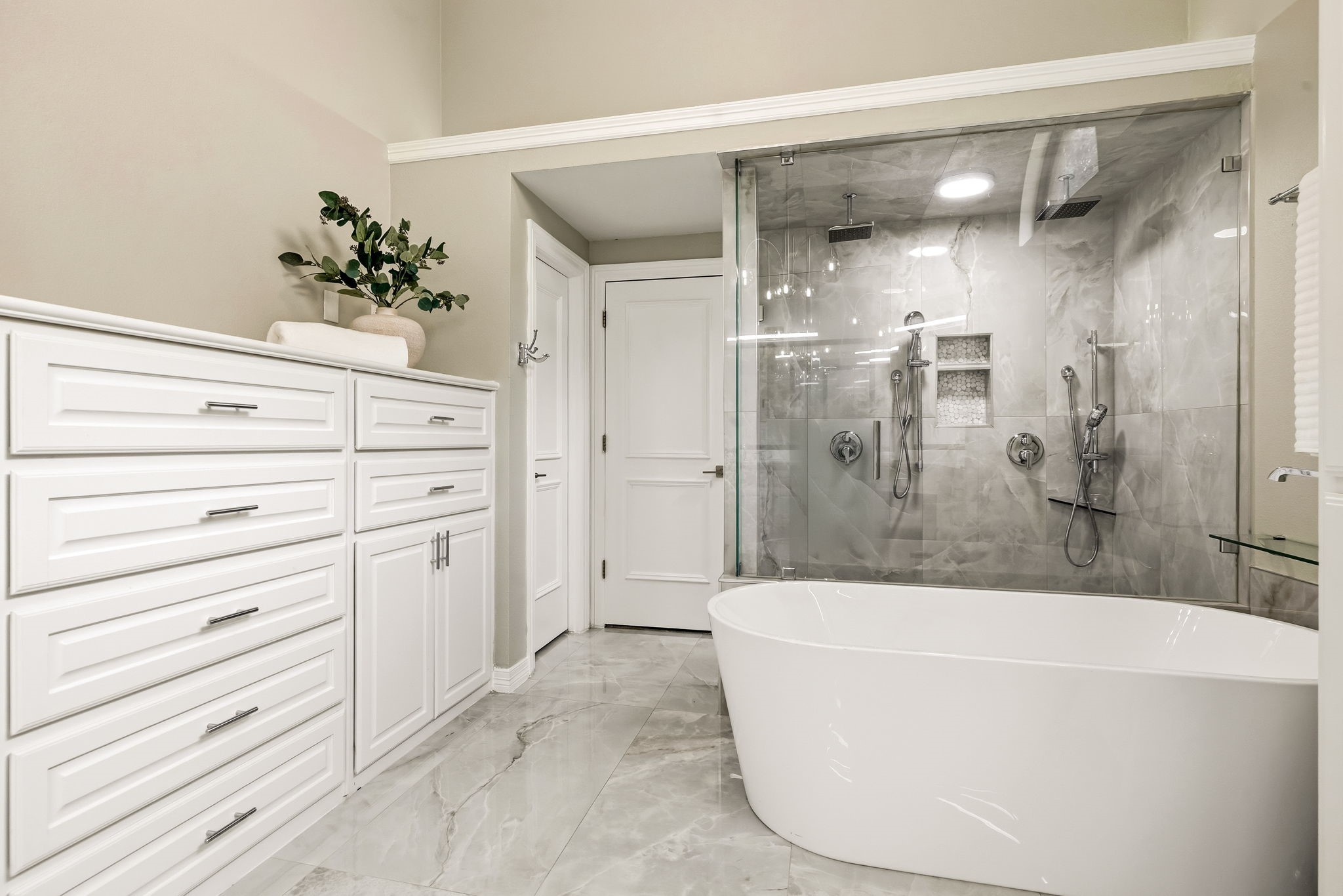 6604 Overlook Court