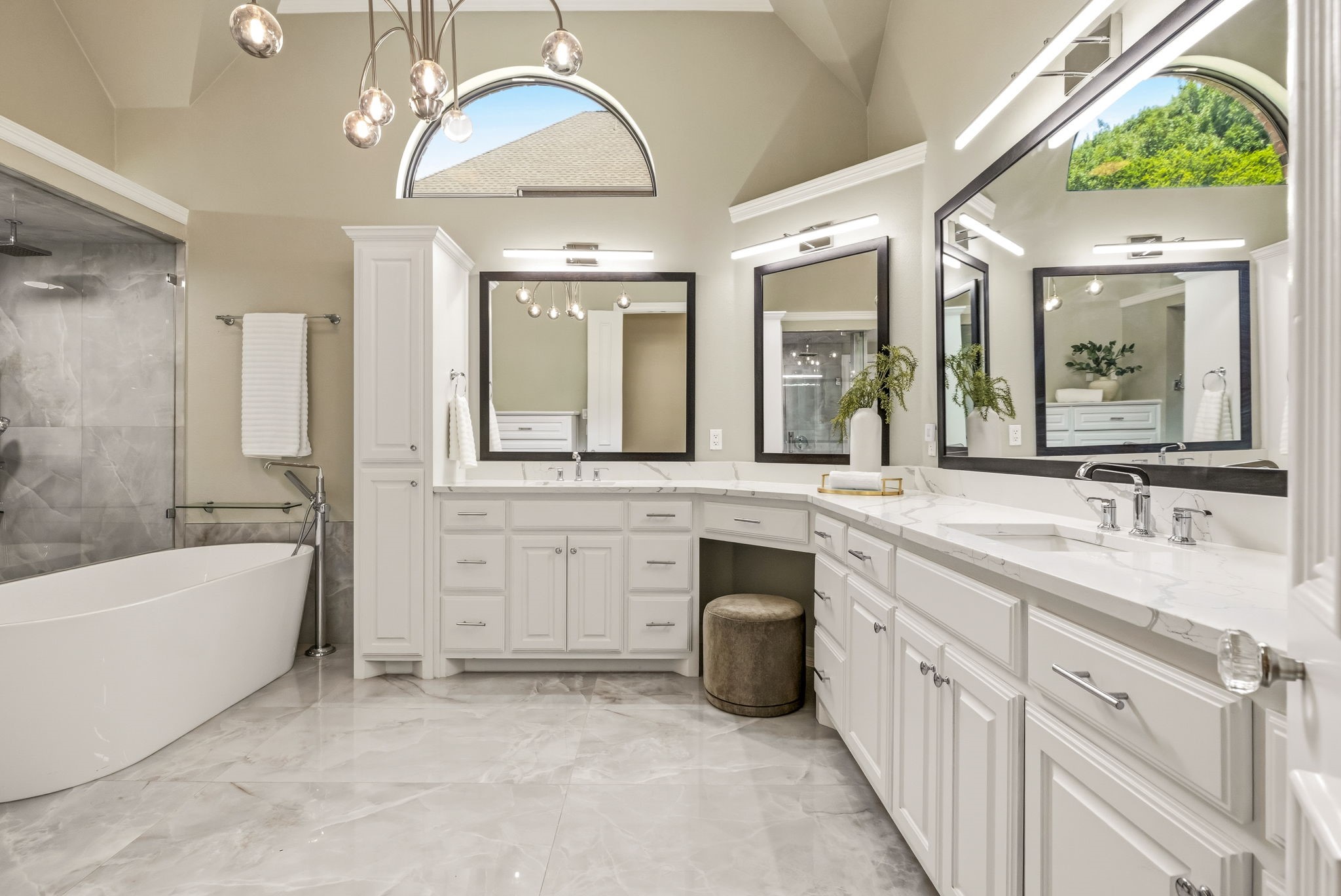 6604 Overlook Court