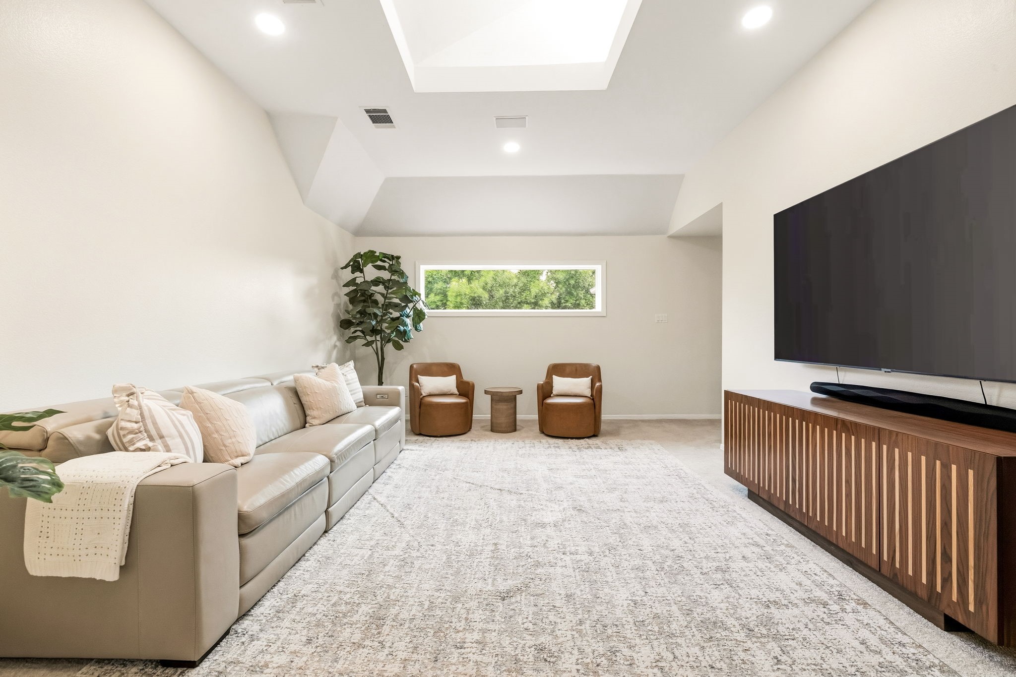 6604 Overlook Court