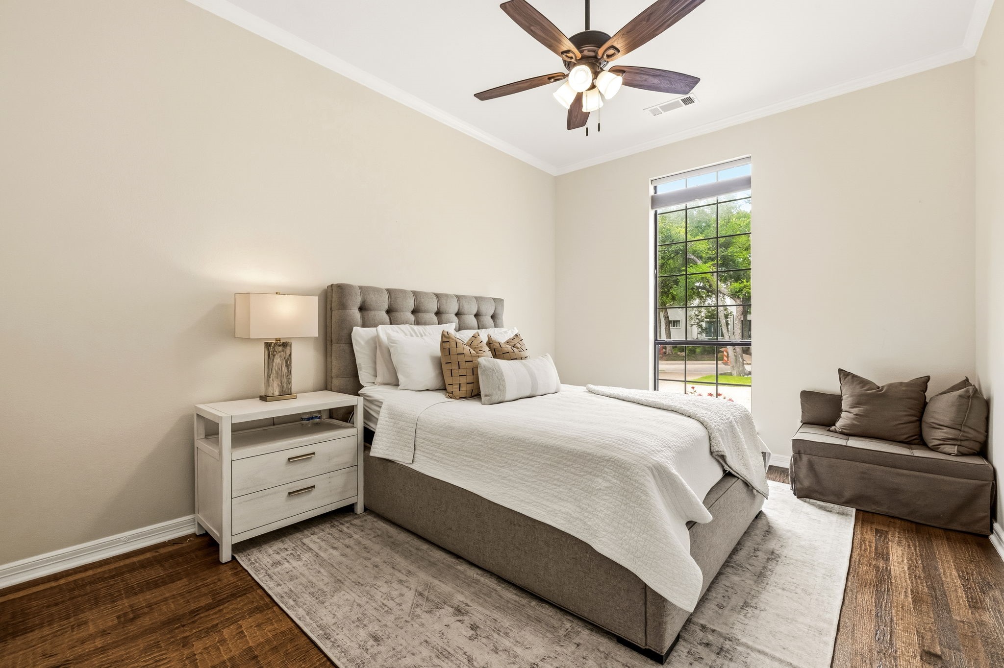 6604 Overlook Court