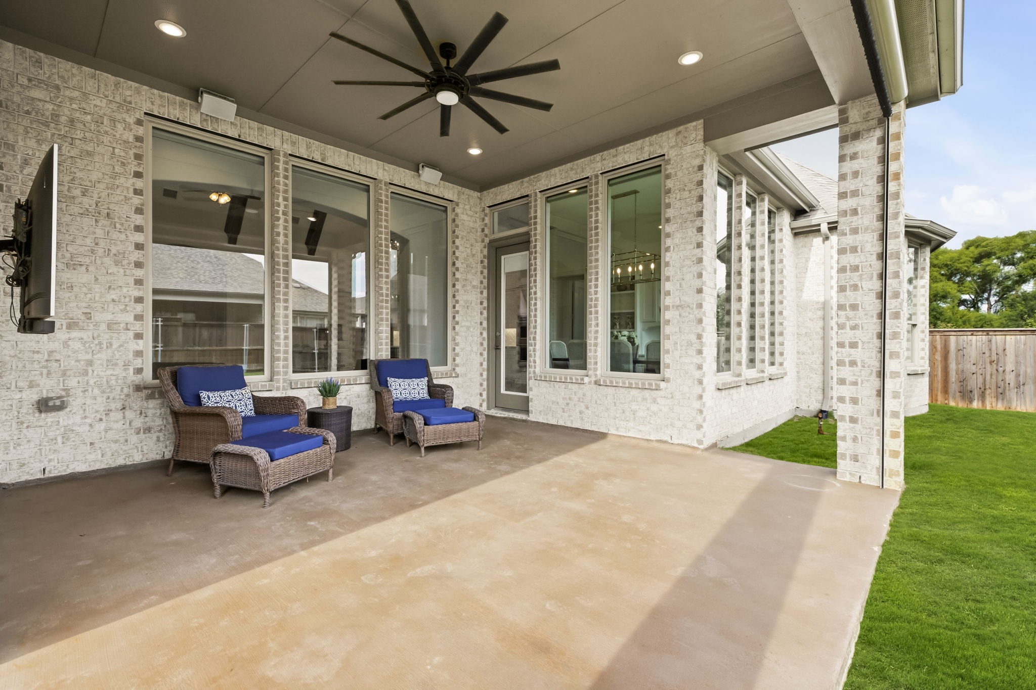 2905 Maverick Way
