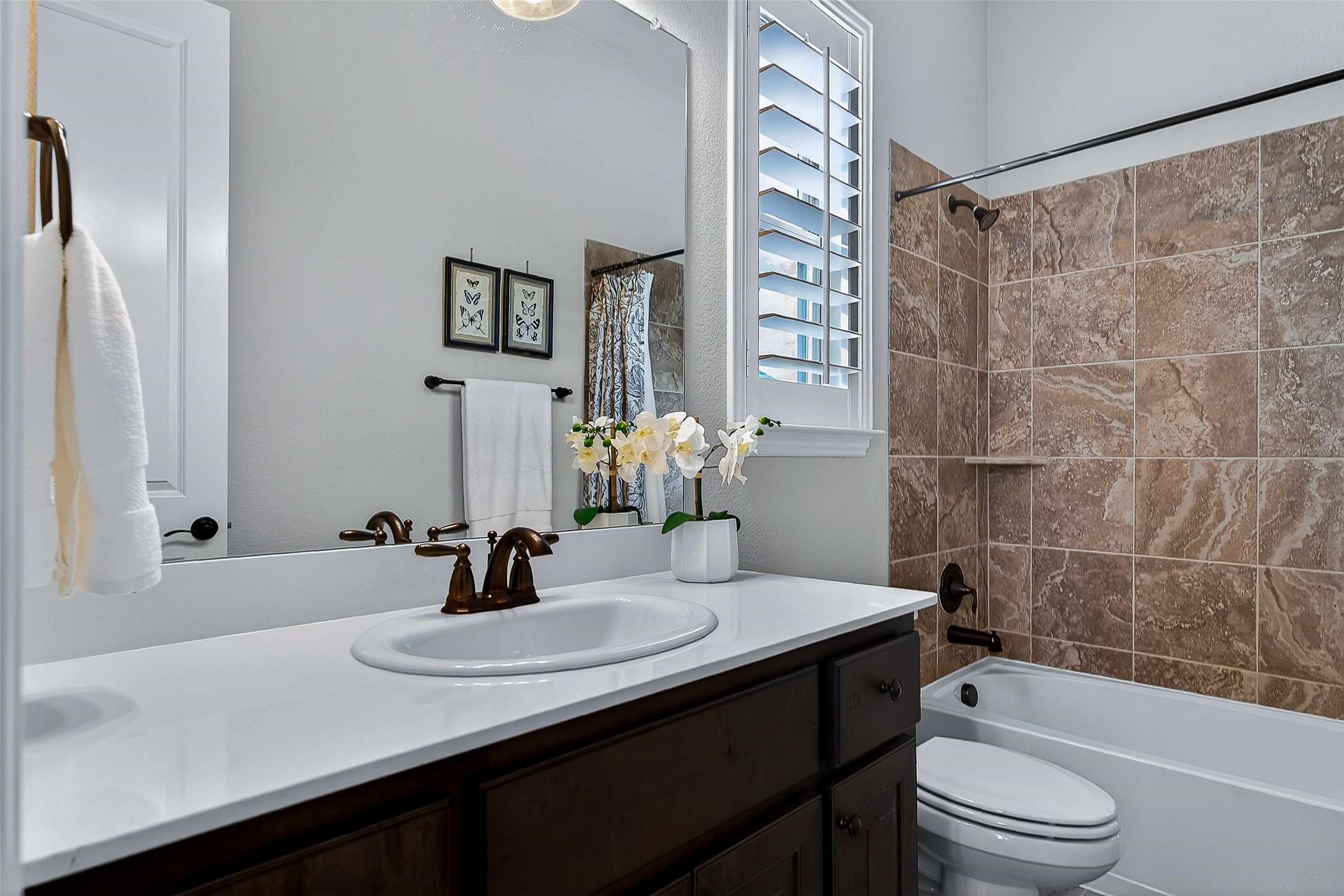 1611 Chisholm Trail