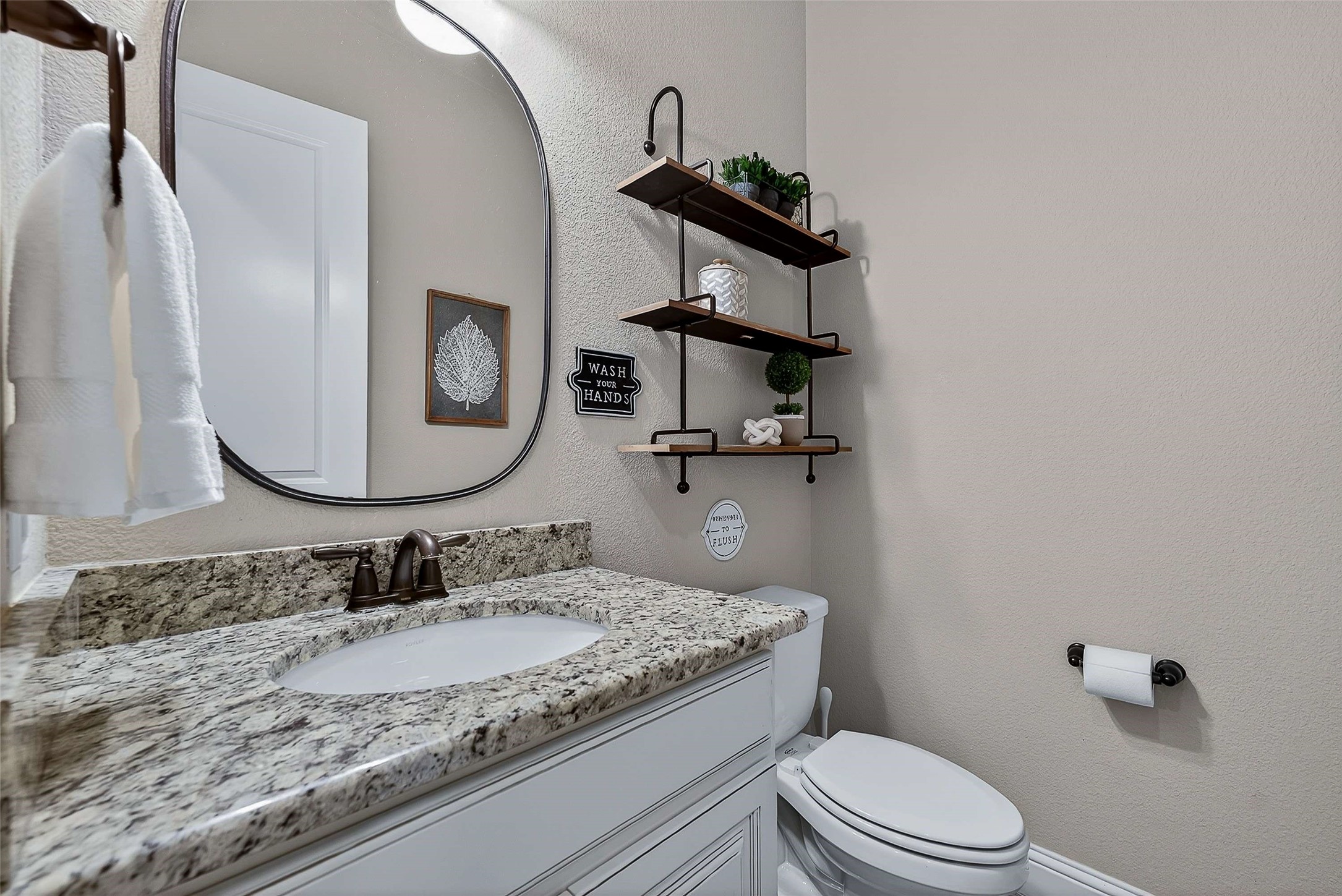 1611 Chisholm Trail