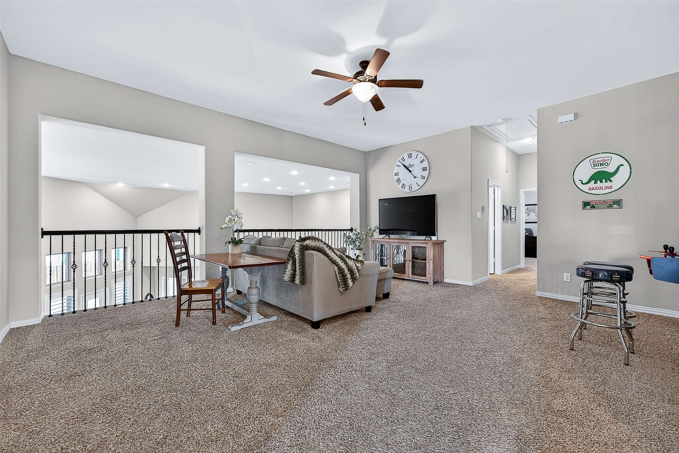 1611 Chisholm Trail