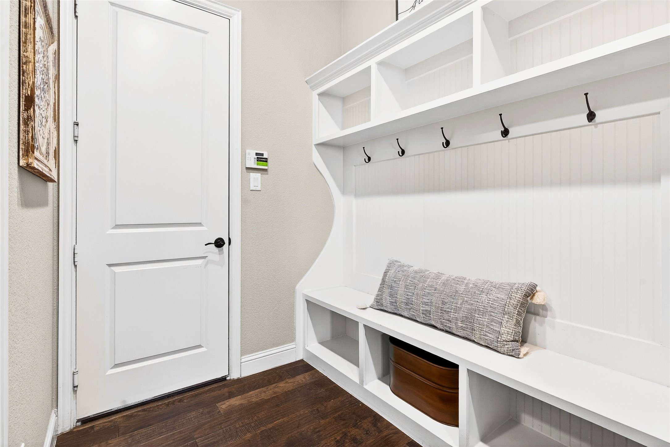1611 Chisholm Trail