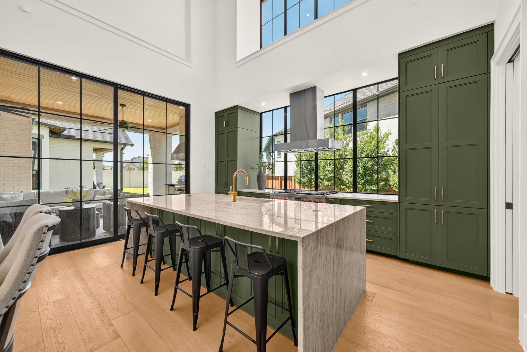 3895 Lacefield Drive