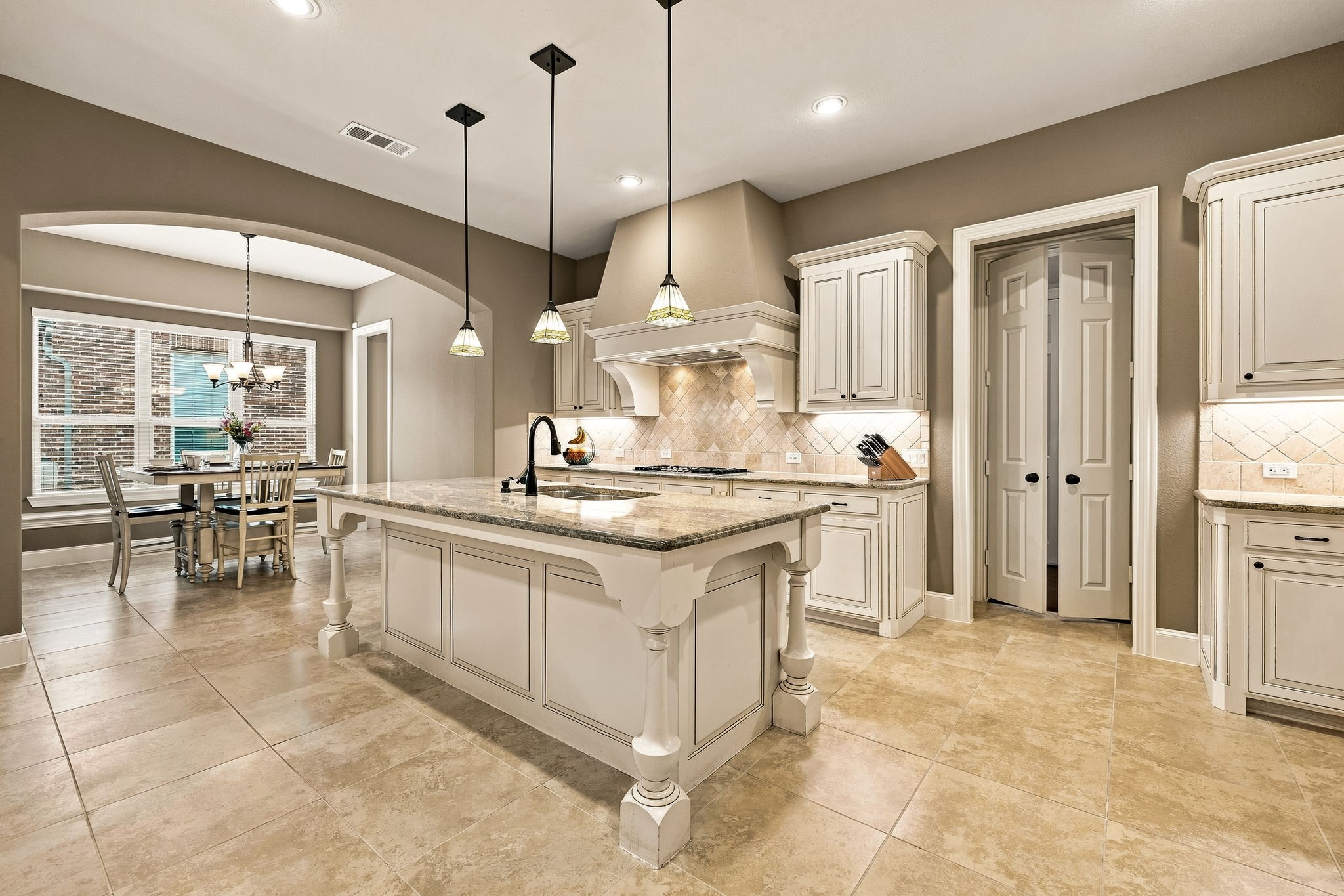 13456 Lyndhurst Drive