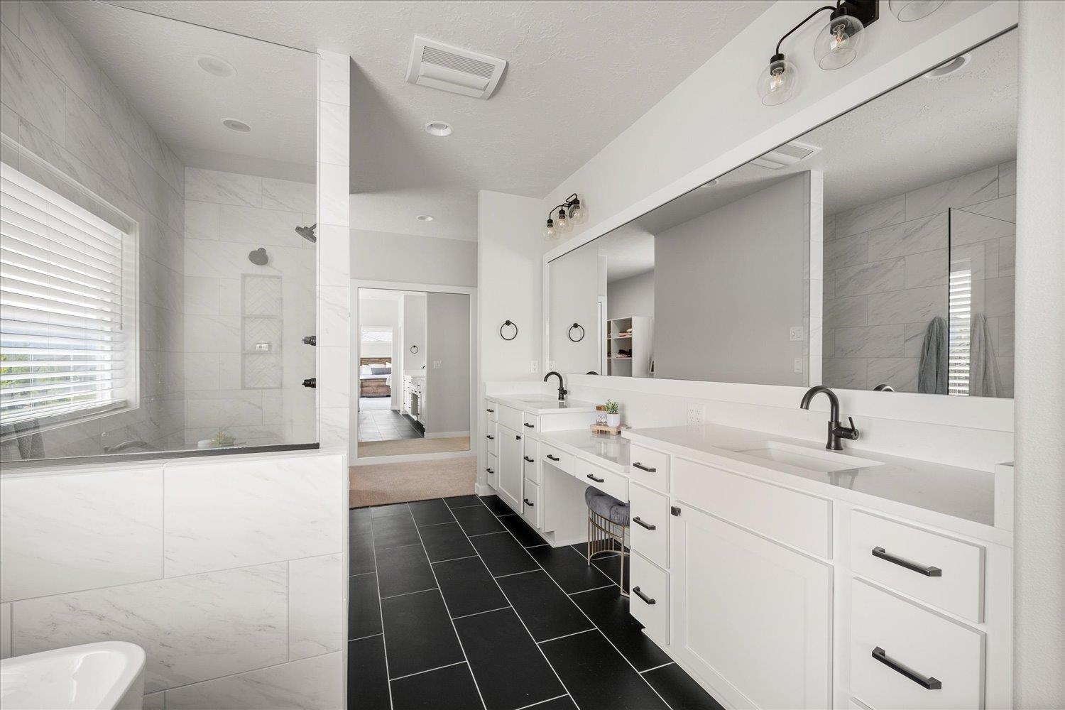 1511 S Morningside Heights Dr