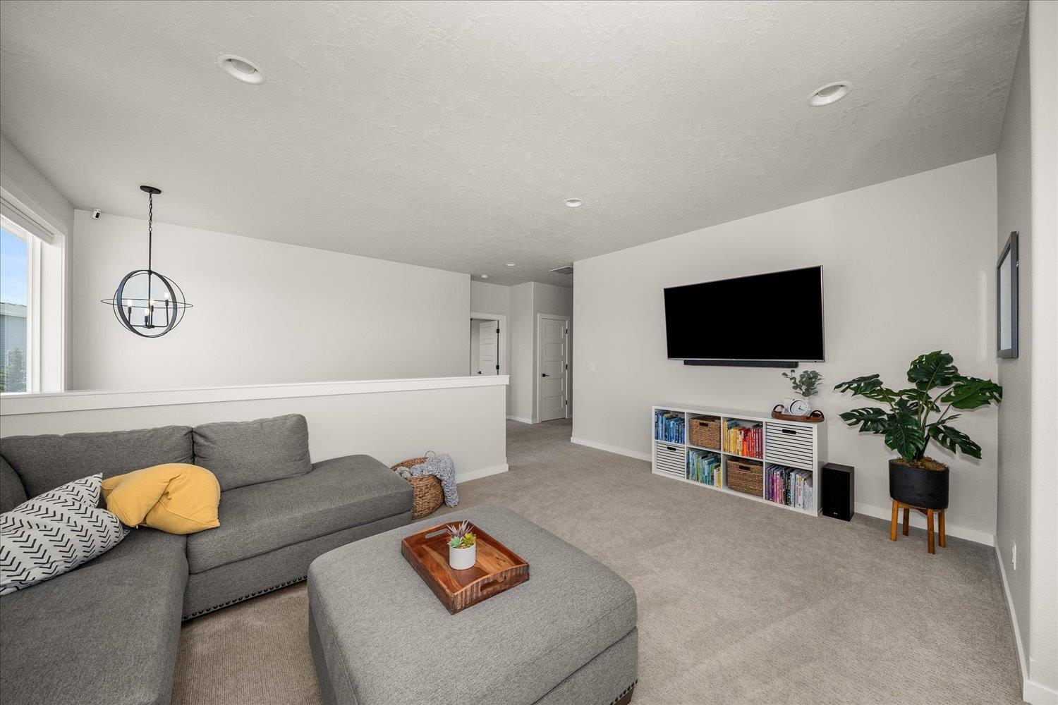 1511 S Morningside Heights Dr