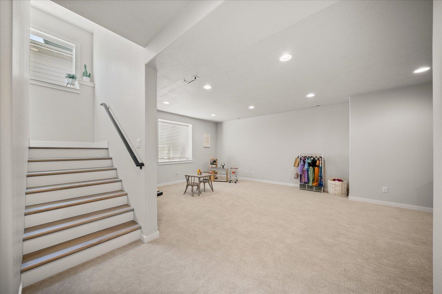 1511 S Morningside Heights Dr