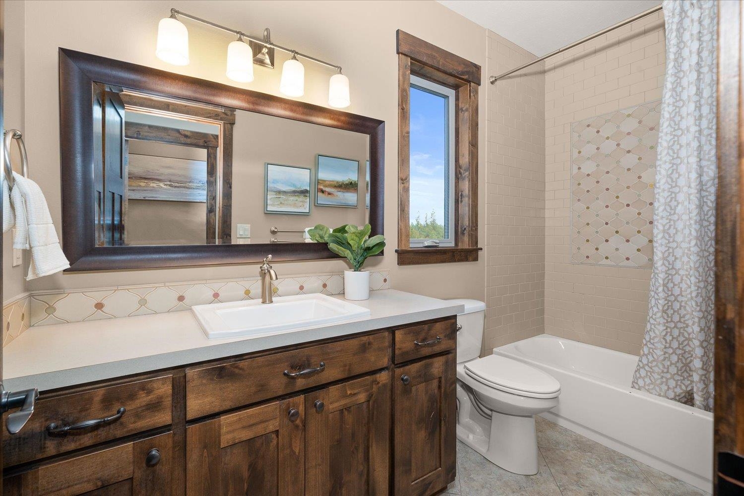 1108 N River Ridge Blvd