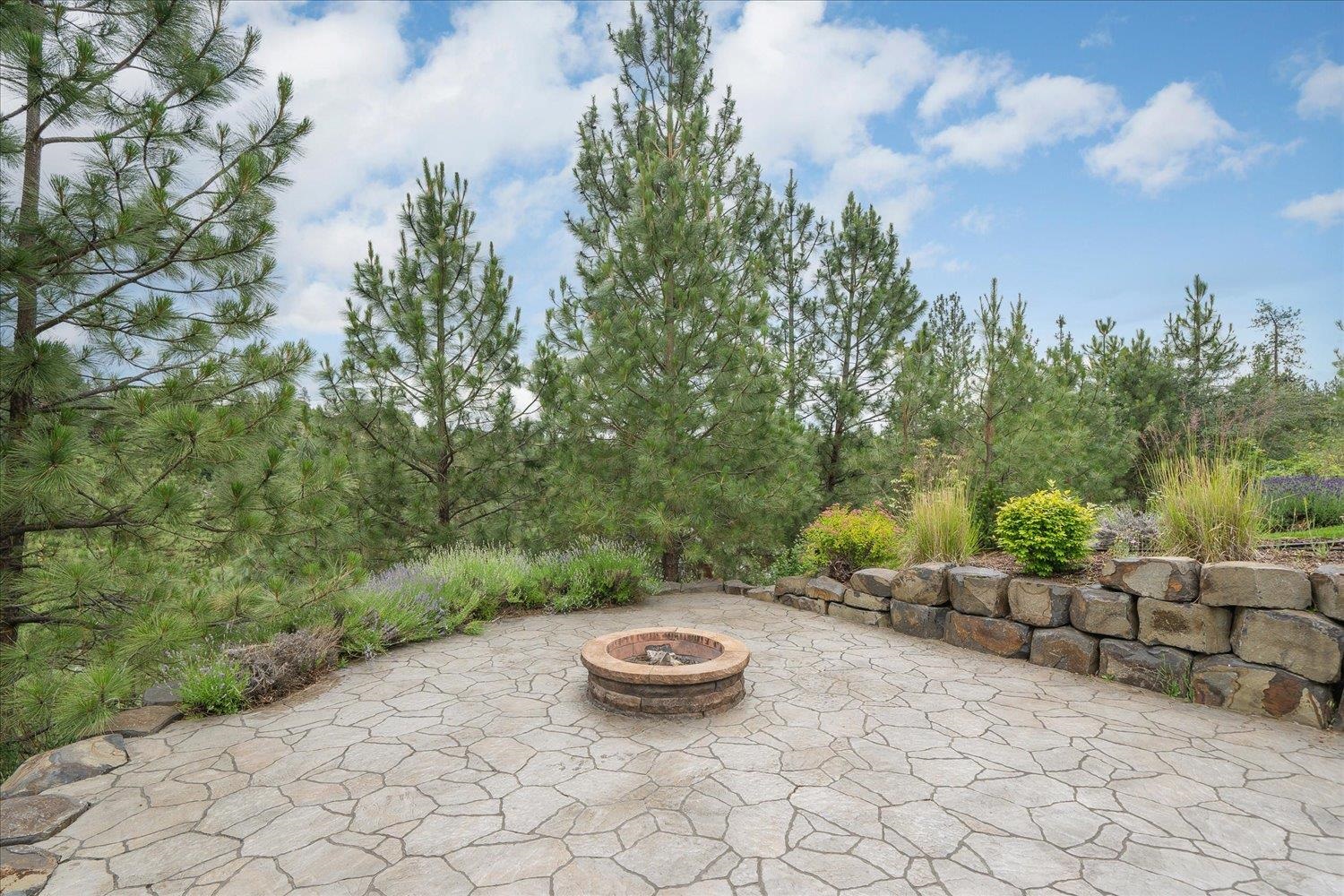 1108 N River Ridge Blvd