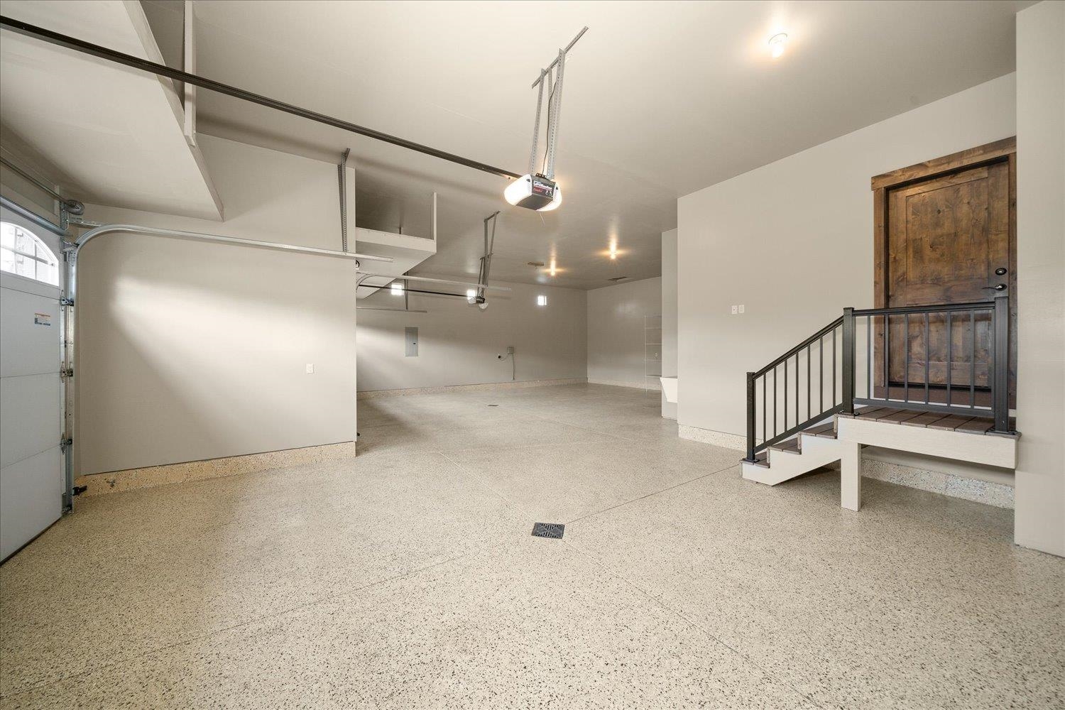 1108 N River Ridge Blvd