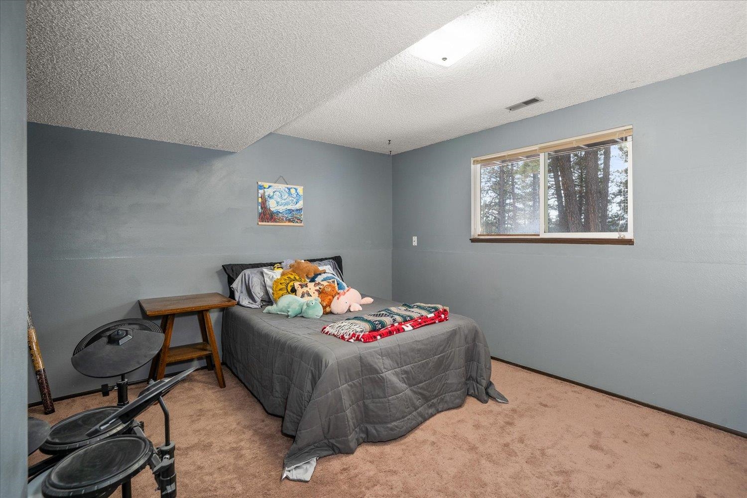 22221 N North Glen Ct