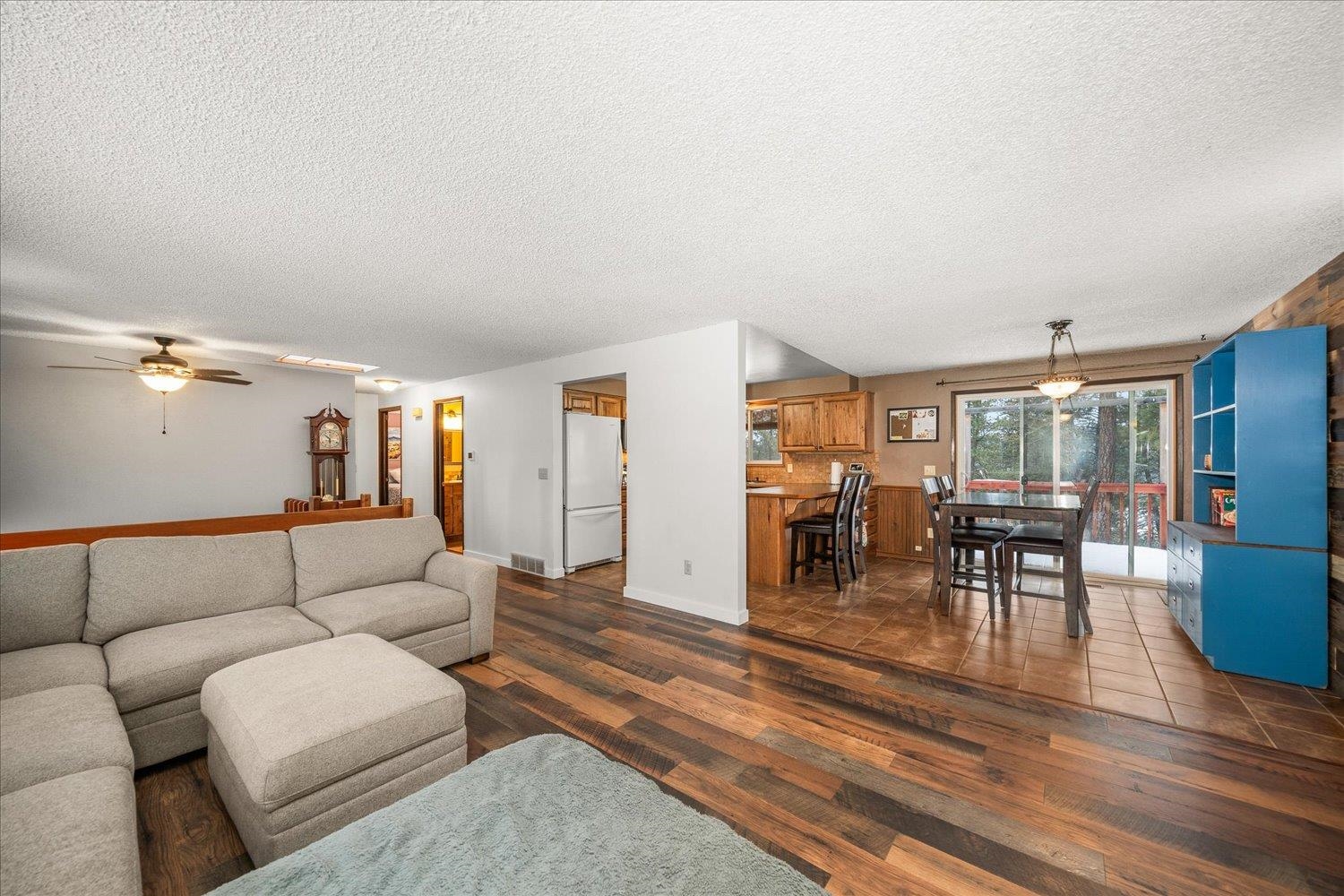 22221 N North Glen Ct