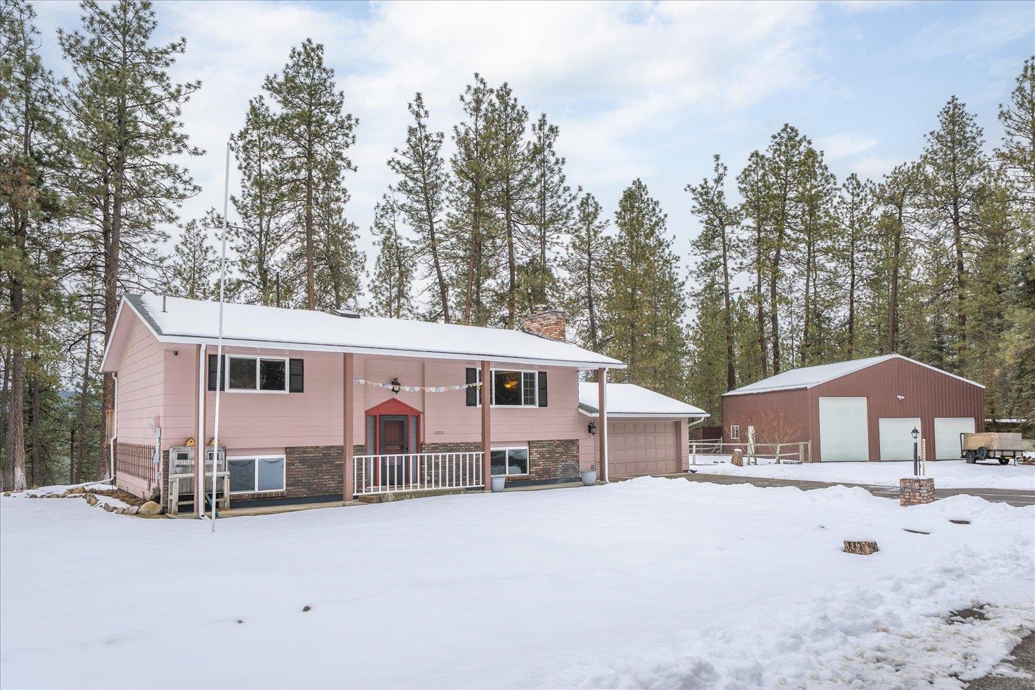 22221 N North Glen Ct