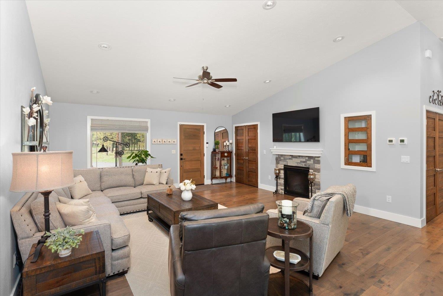 18008 S Hanson Pond Ln