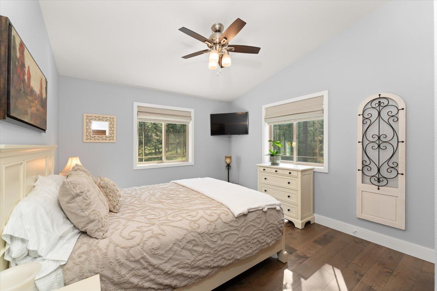 18008 S Hanson Pond Ln