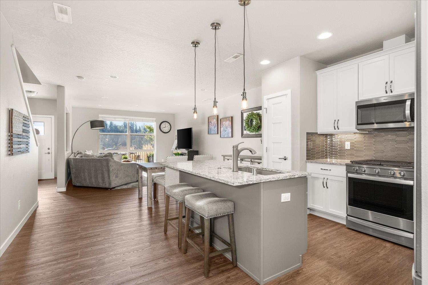 2368 W Centennial Pl