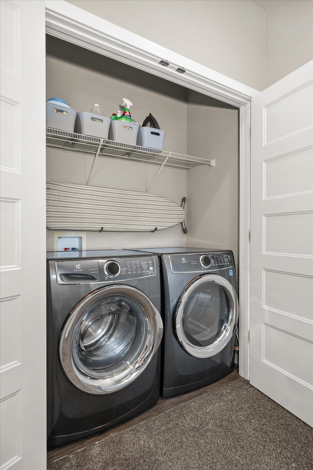 2368 W Centennial Pl