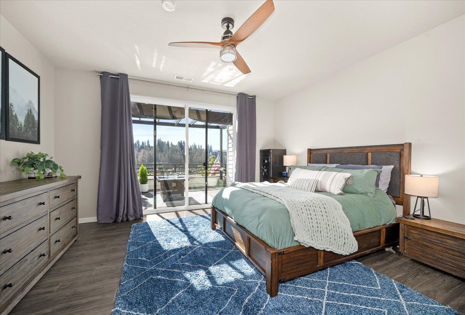 2368 W Centennial Pl