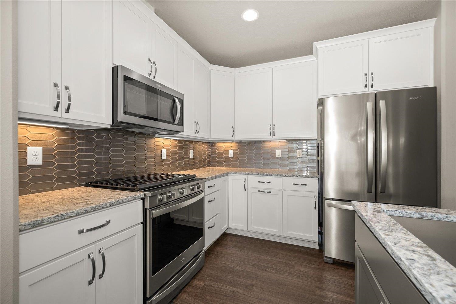 2368 W Centennial Pl